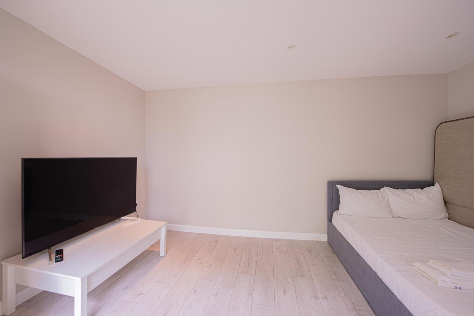 Stylish 3 Bedroom Flat In Little Venice Apartment London