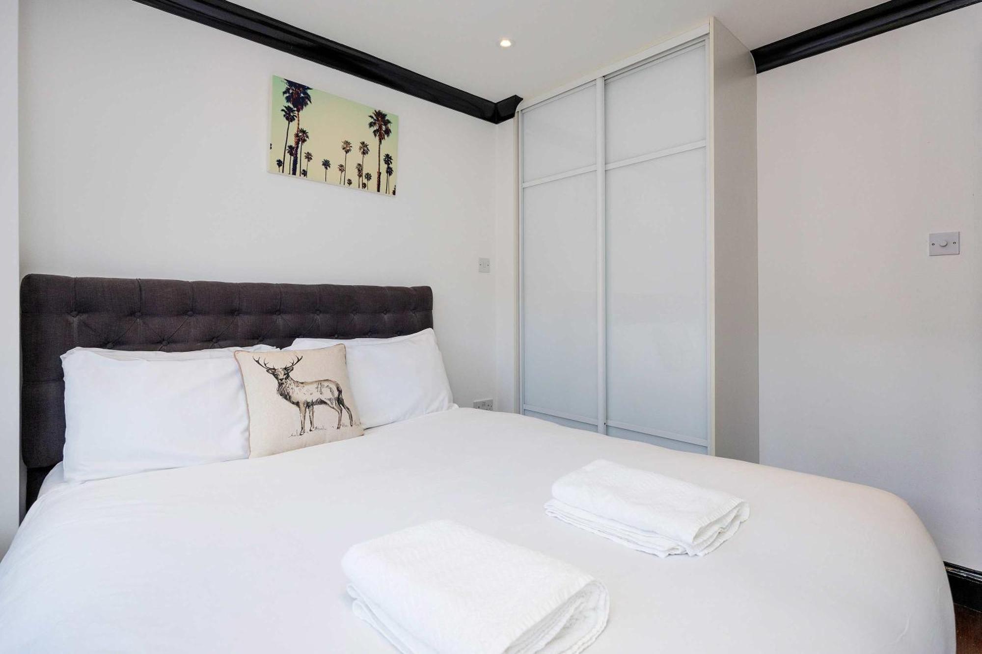 Apartment Veeve - Covent Garden's Secret London