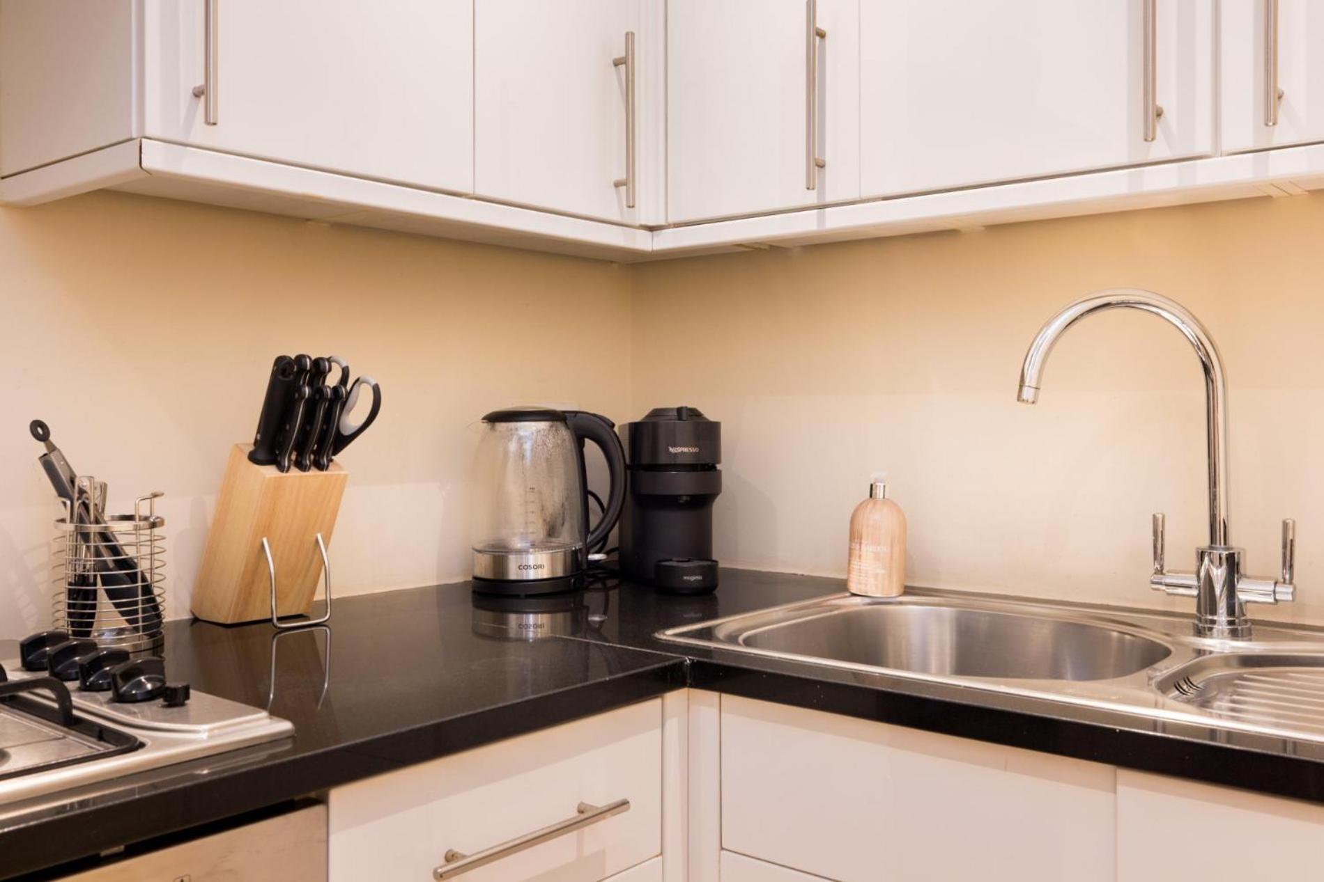 Muse 1 Bedroom In Belgravia Apartment *