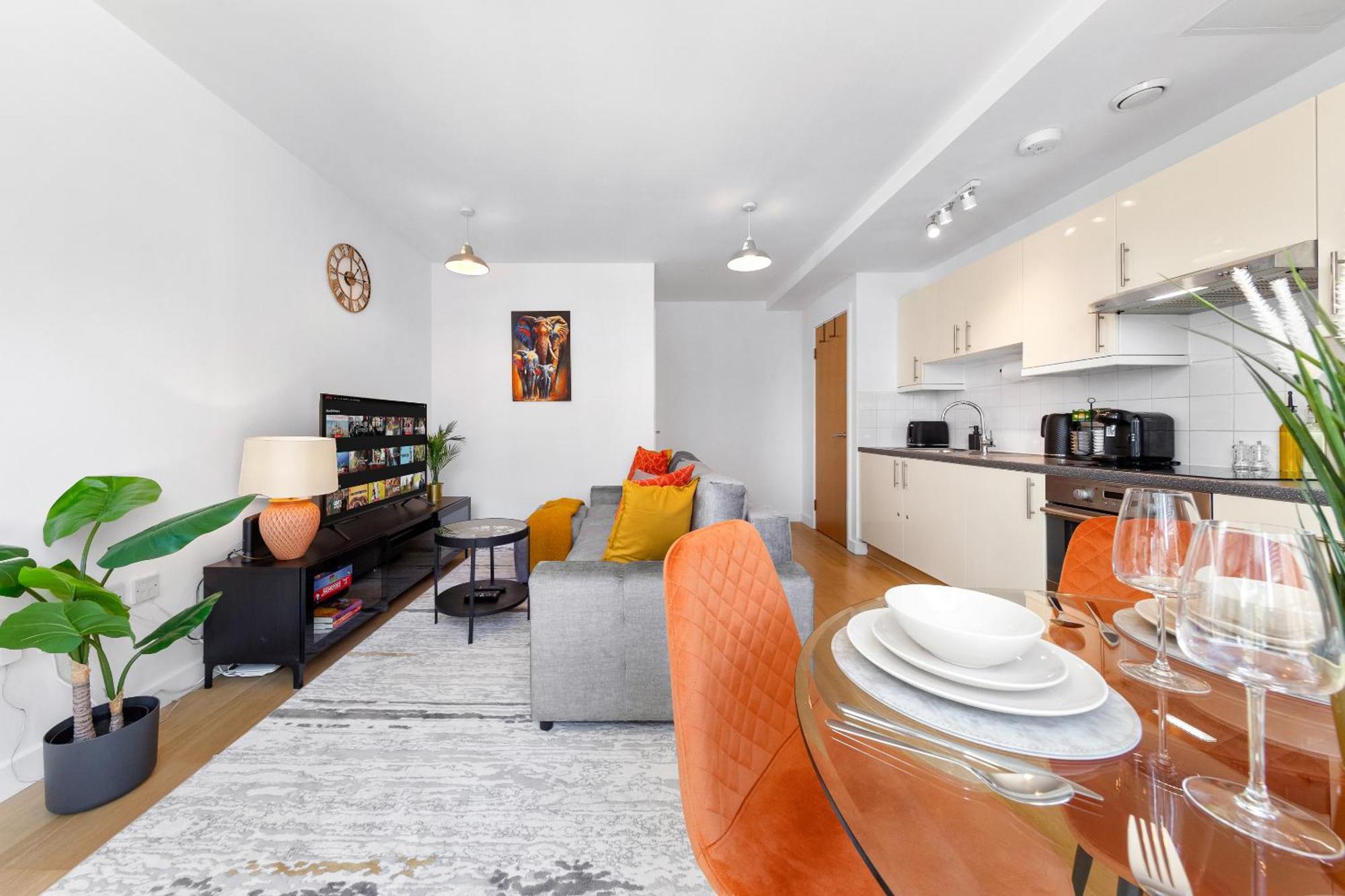 Canary Wharf Apartment * London