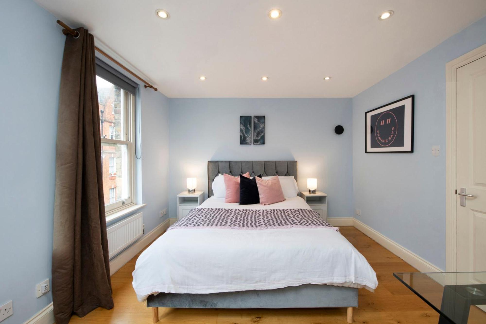 The Hideaway - Oxford Circus - By Frankie Says Apartment *