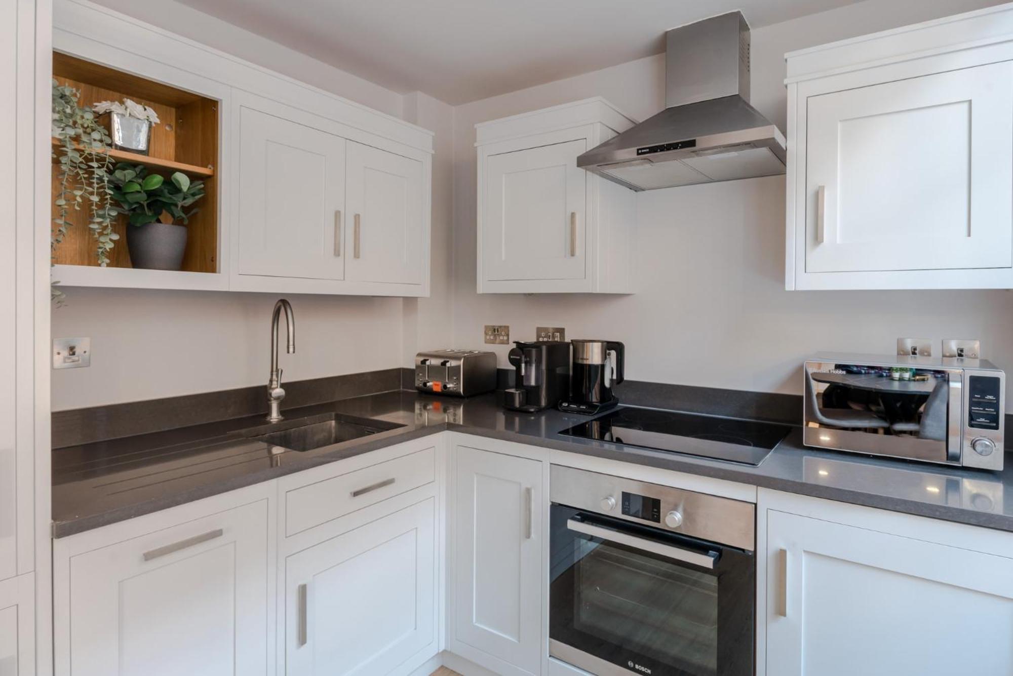 Sweet Dreams - Farringdon - By Frankie Says Apartment