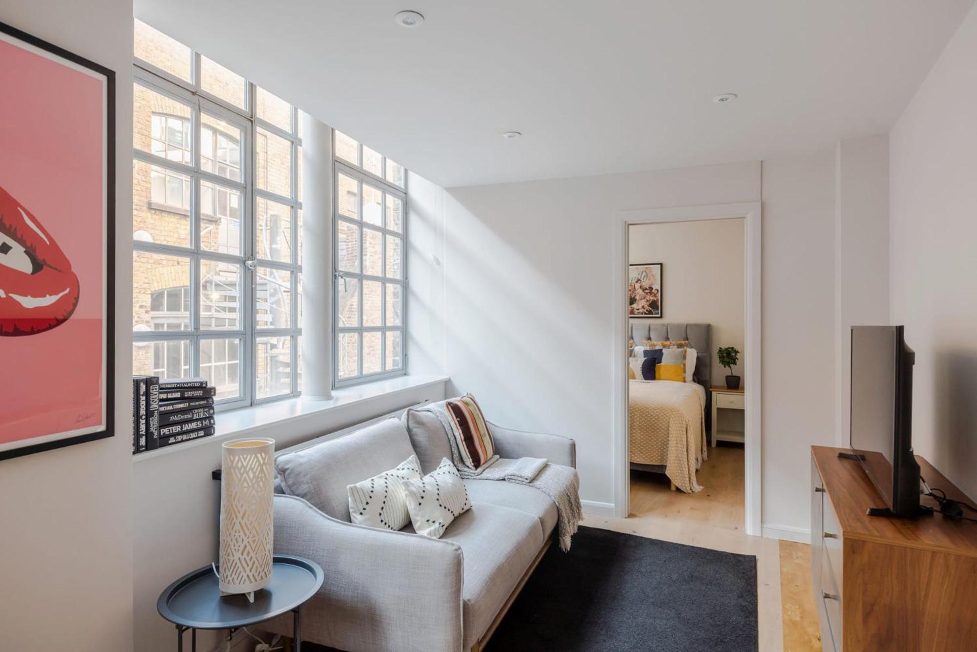 Apartment Sweet Dreams - Farringdon - By Frankie Says London