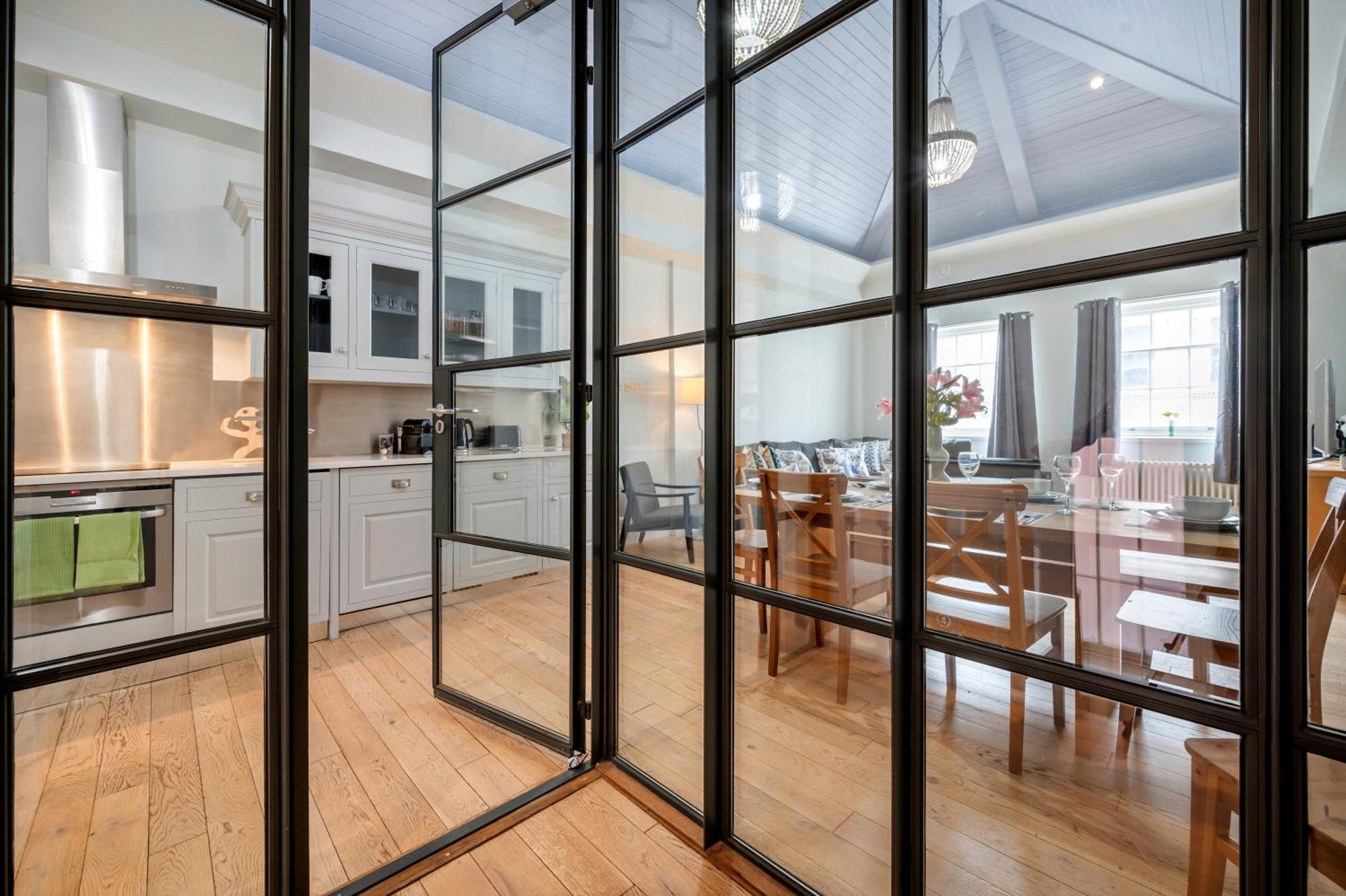 Welcome St Martin's Apartment