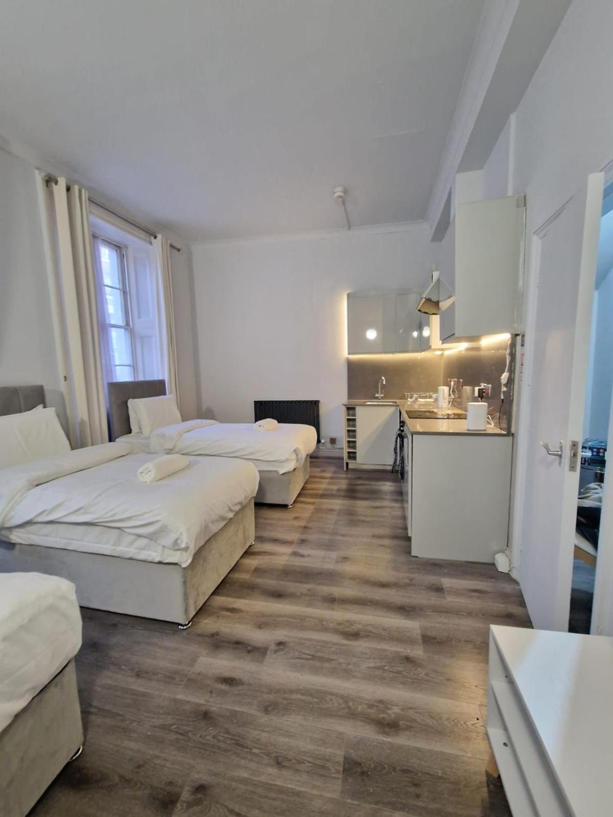 Apartment Baker Street Residences *