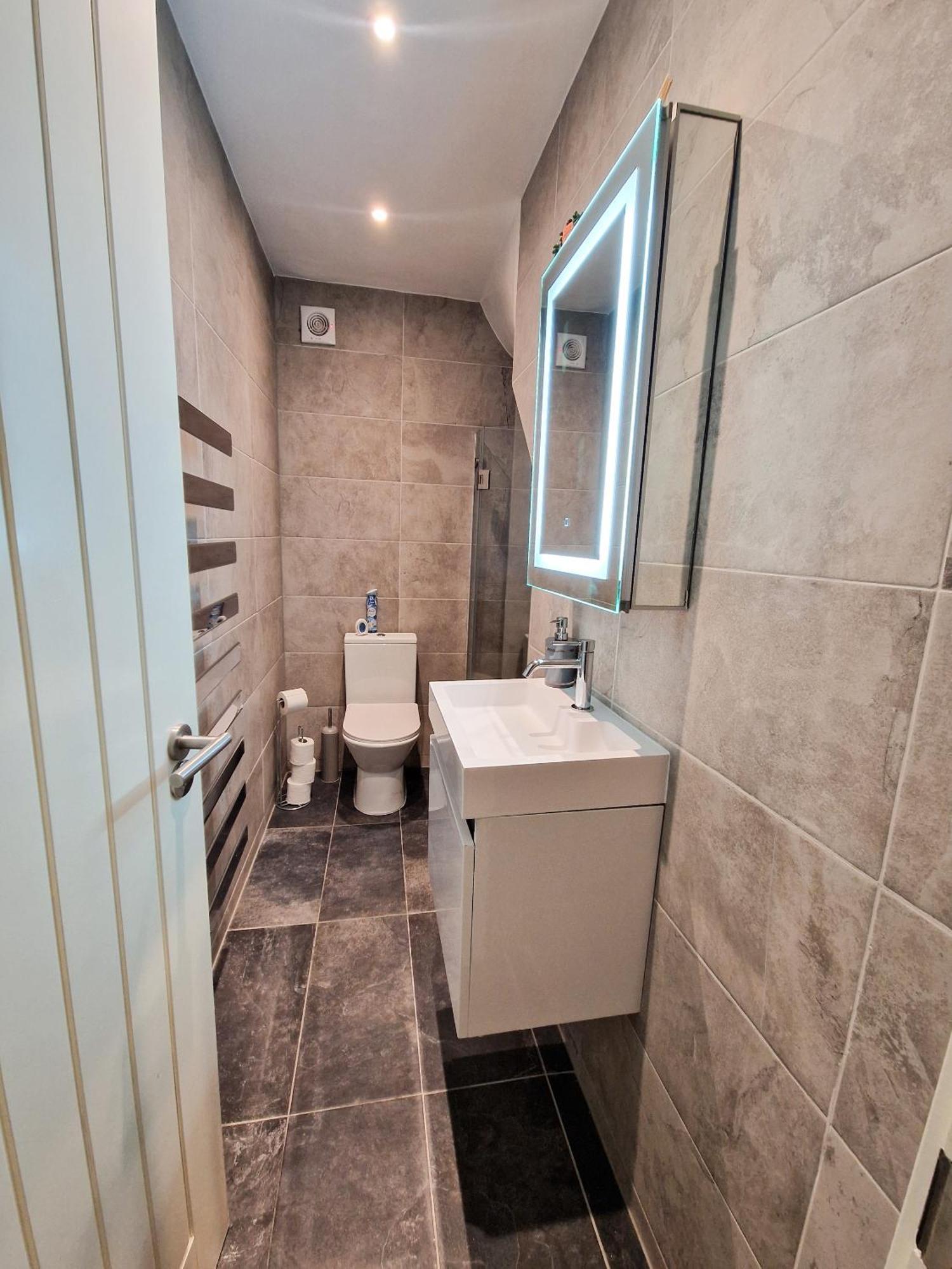 Bright 1-bed Flat Near Fulham Broadway Station With Free Wifi And Netflix Leilighet