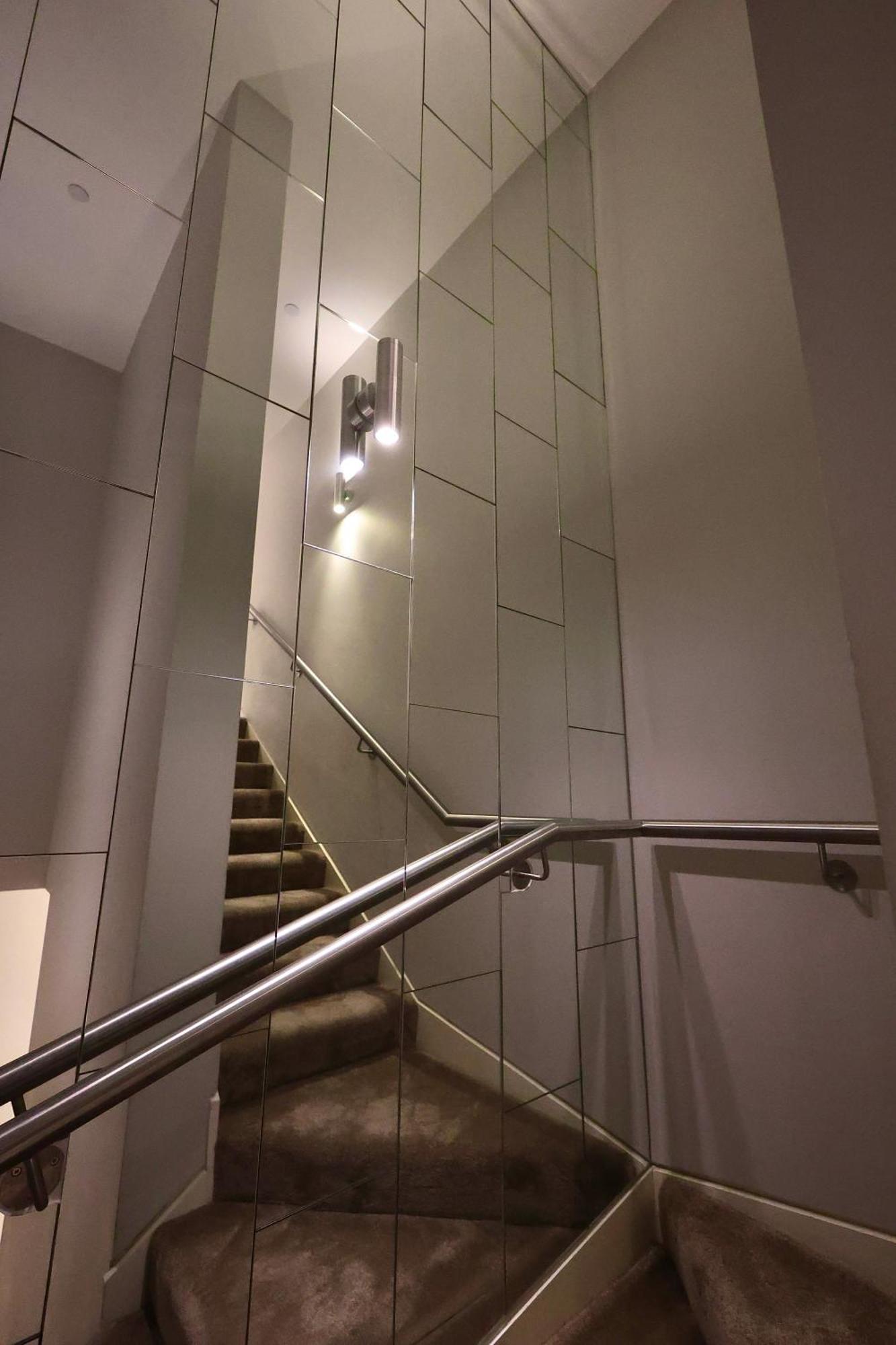 N1 Highsreetkensington-superluxury-modern-harrods