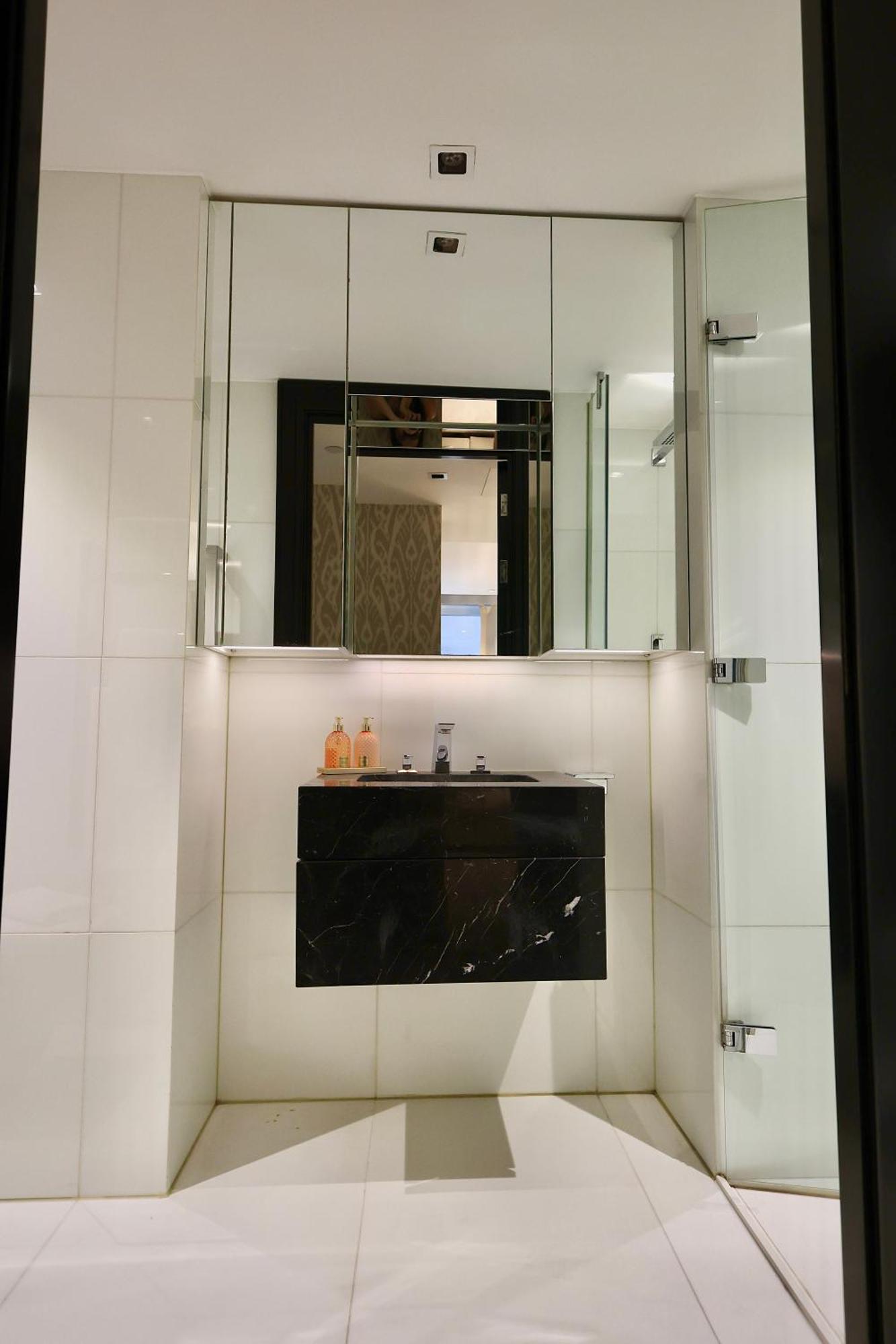 N1 Highsreetkensington-superluxury-modern-harrods * London