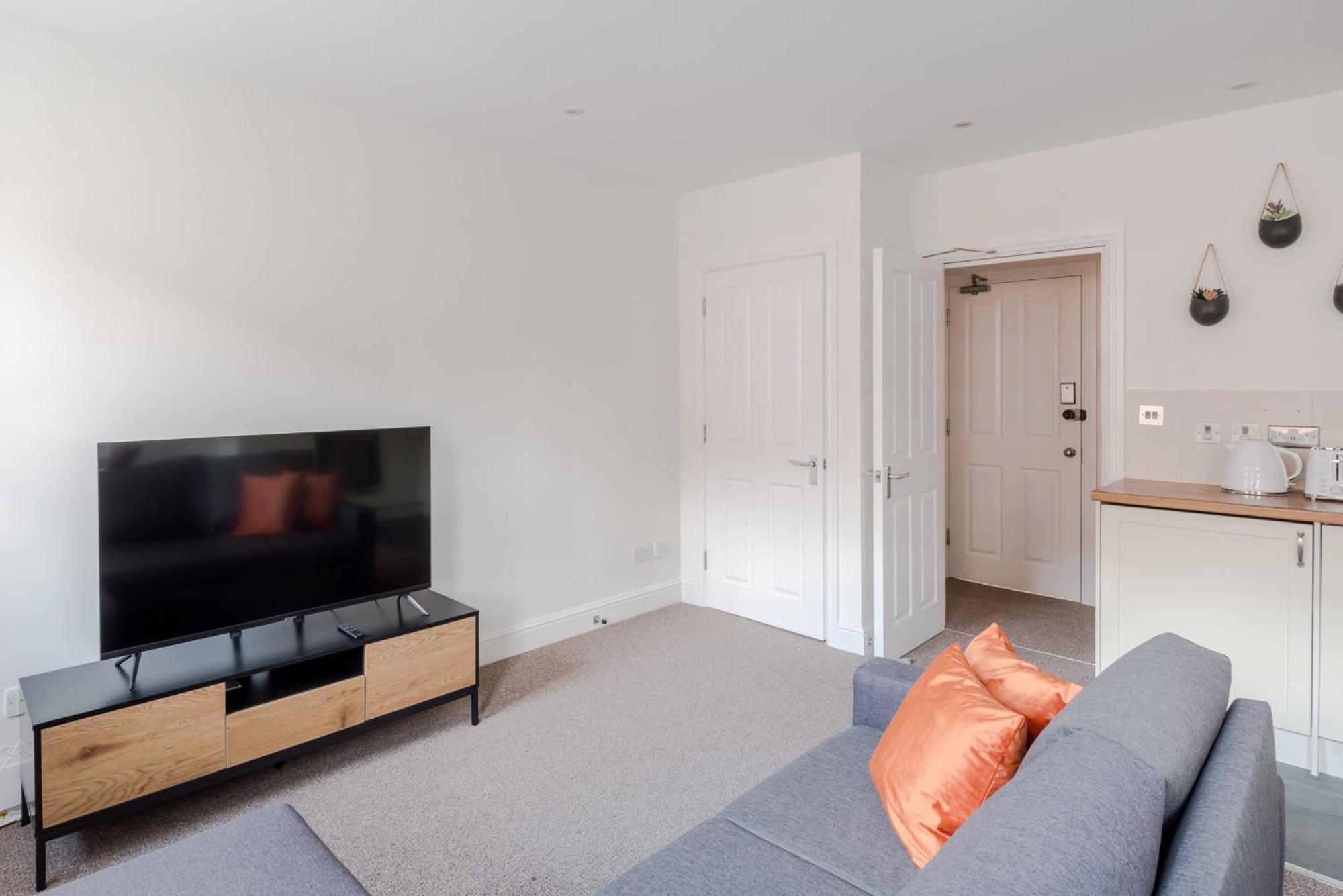 Apartment The Sensual Breeze - Fitzrovia - Frankie Says