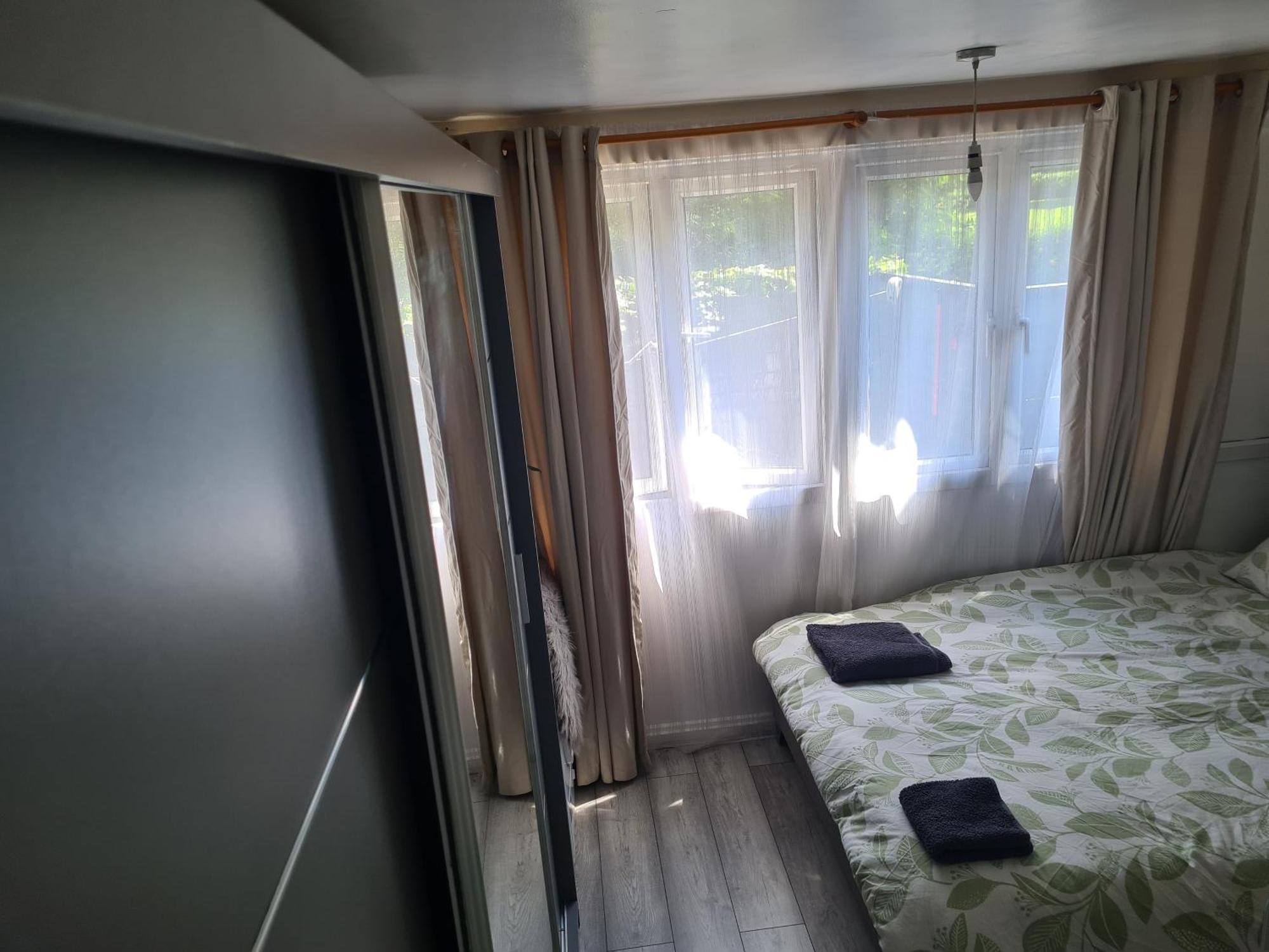 Apartment Cosy In Waynflete Square London