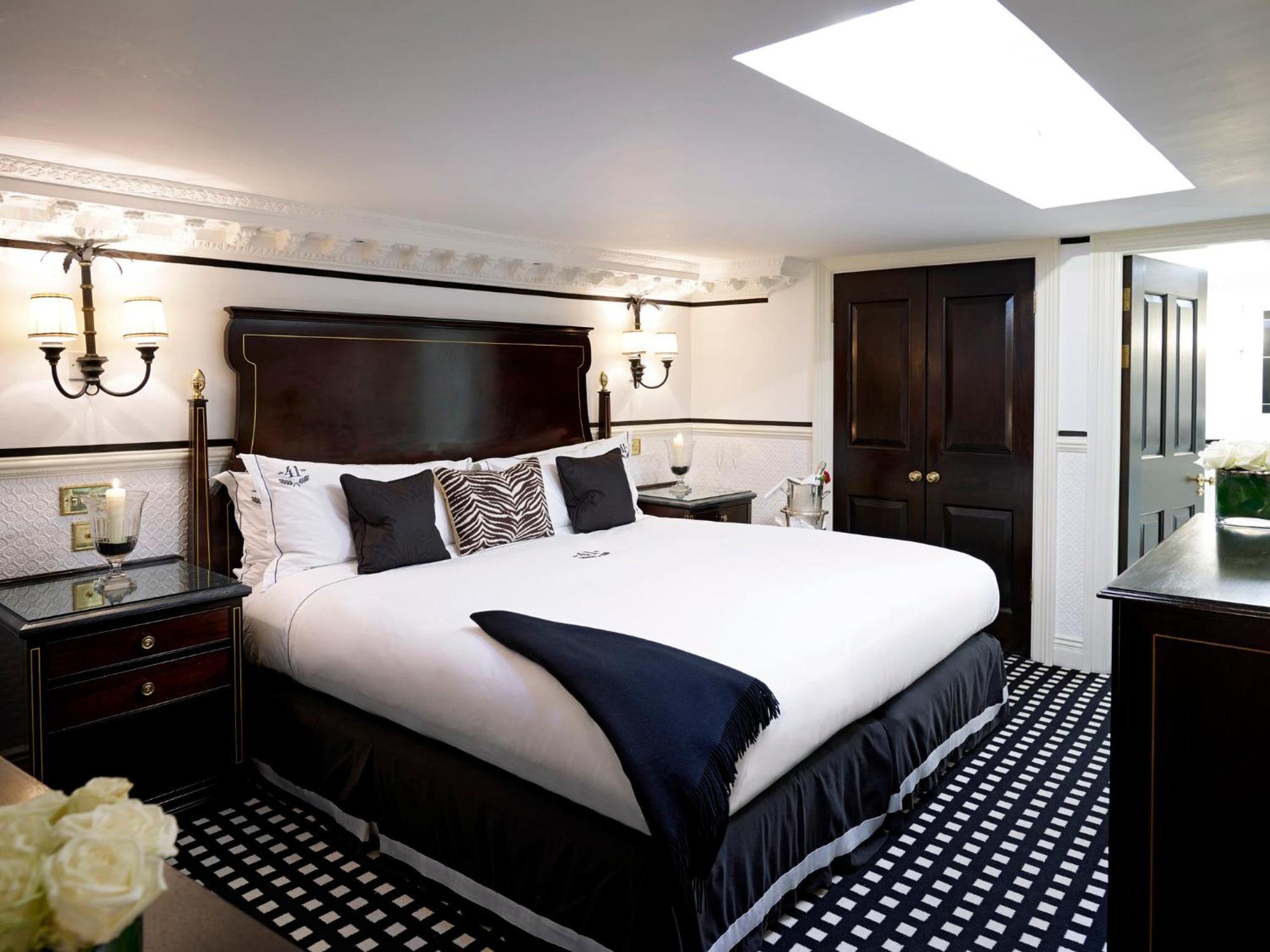 Hotel 41