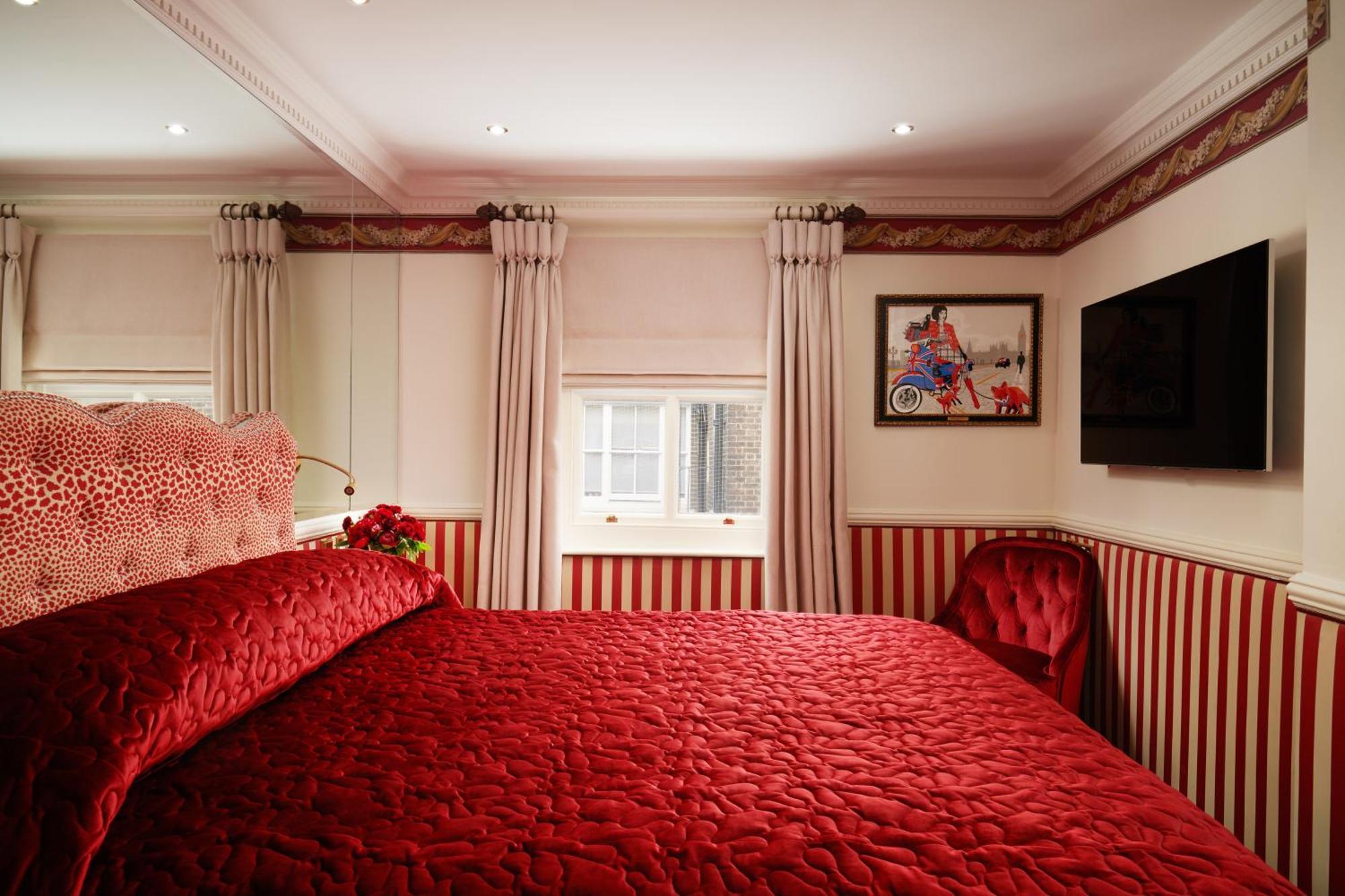 Milestone Kensington 5* London