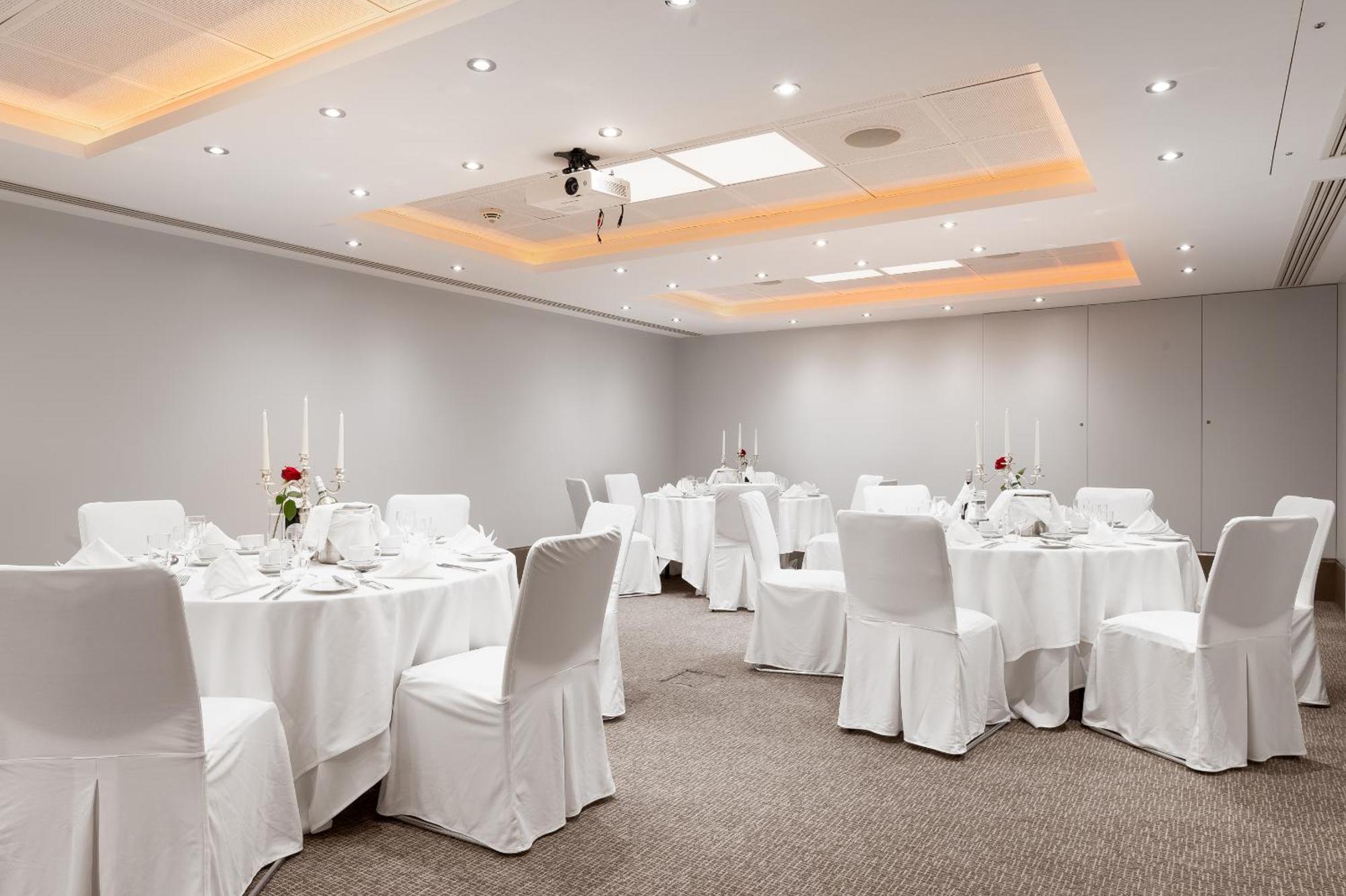 Gem Langham Court 4* Londres