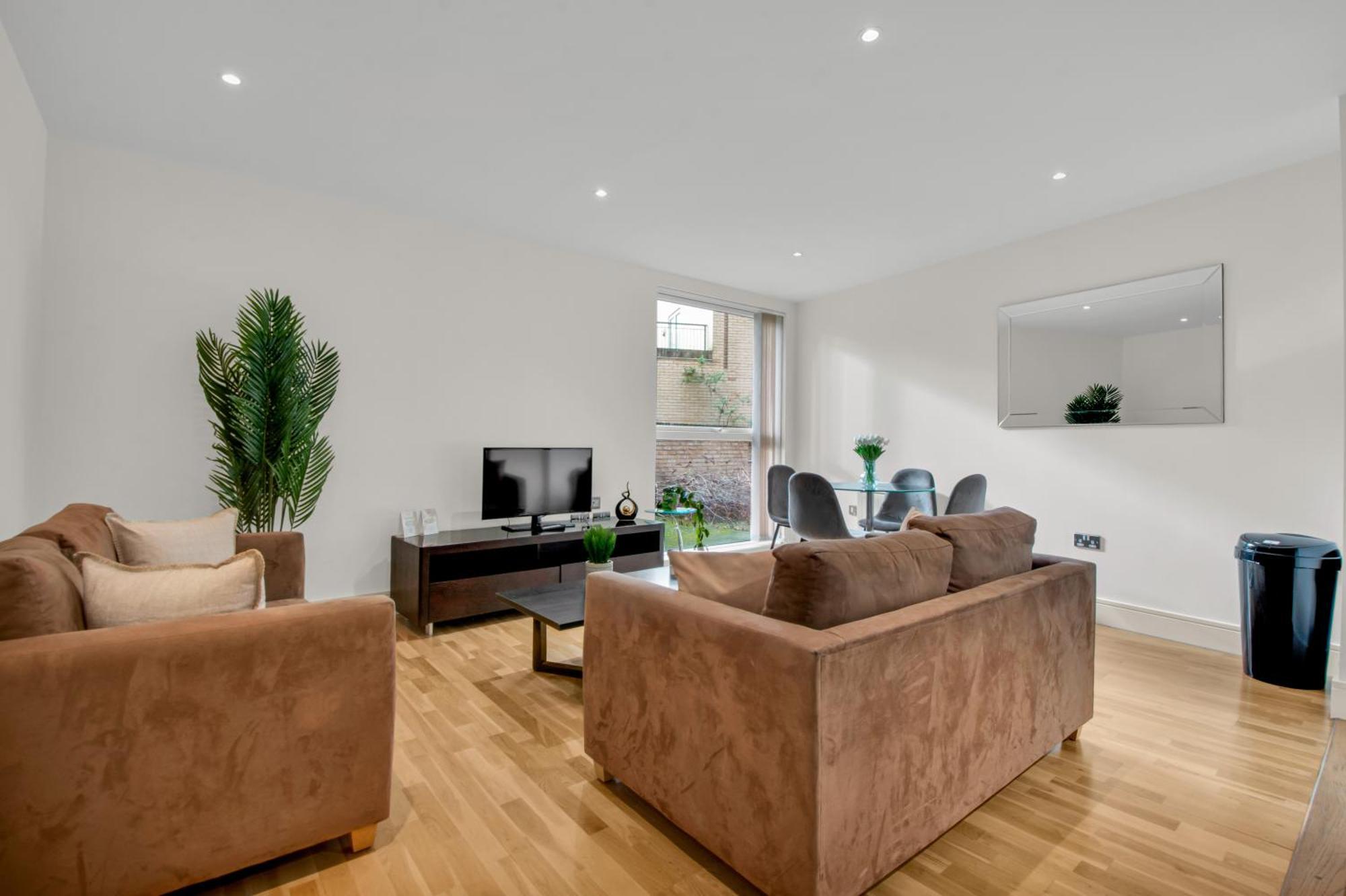 Mysquare One Bed In Waterloo Near Southwark *