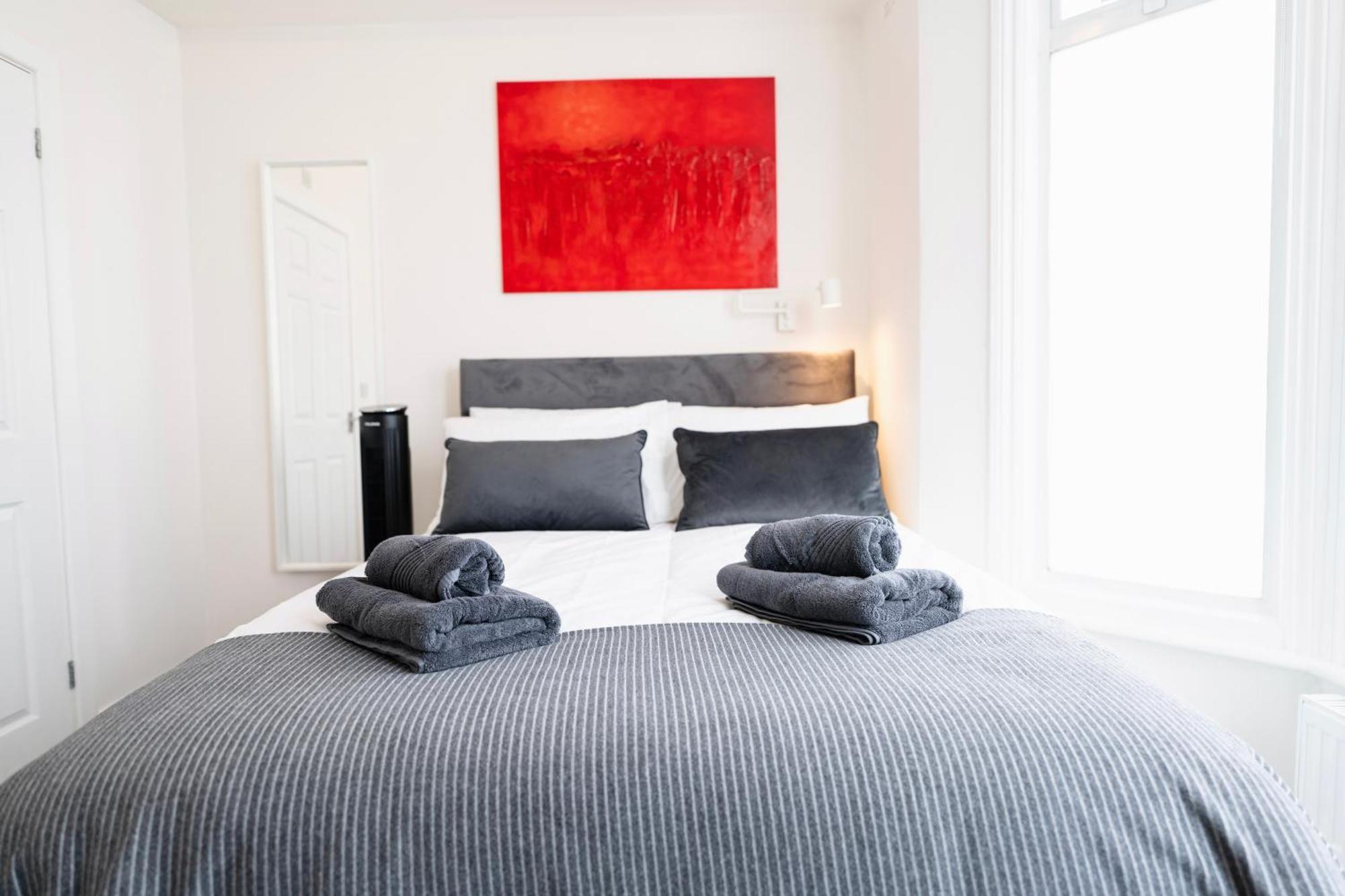 Fulham Luxury Close To Underground Newly Refurbished Hr Leilighet