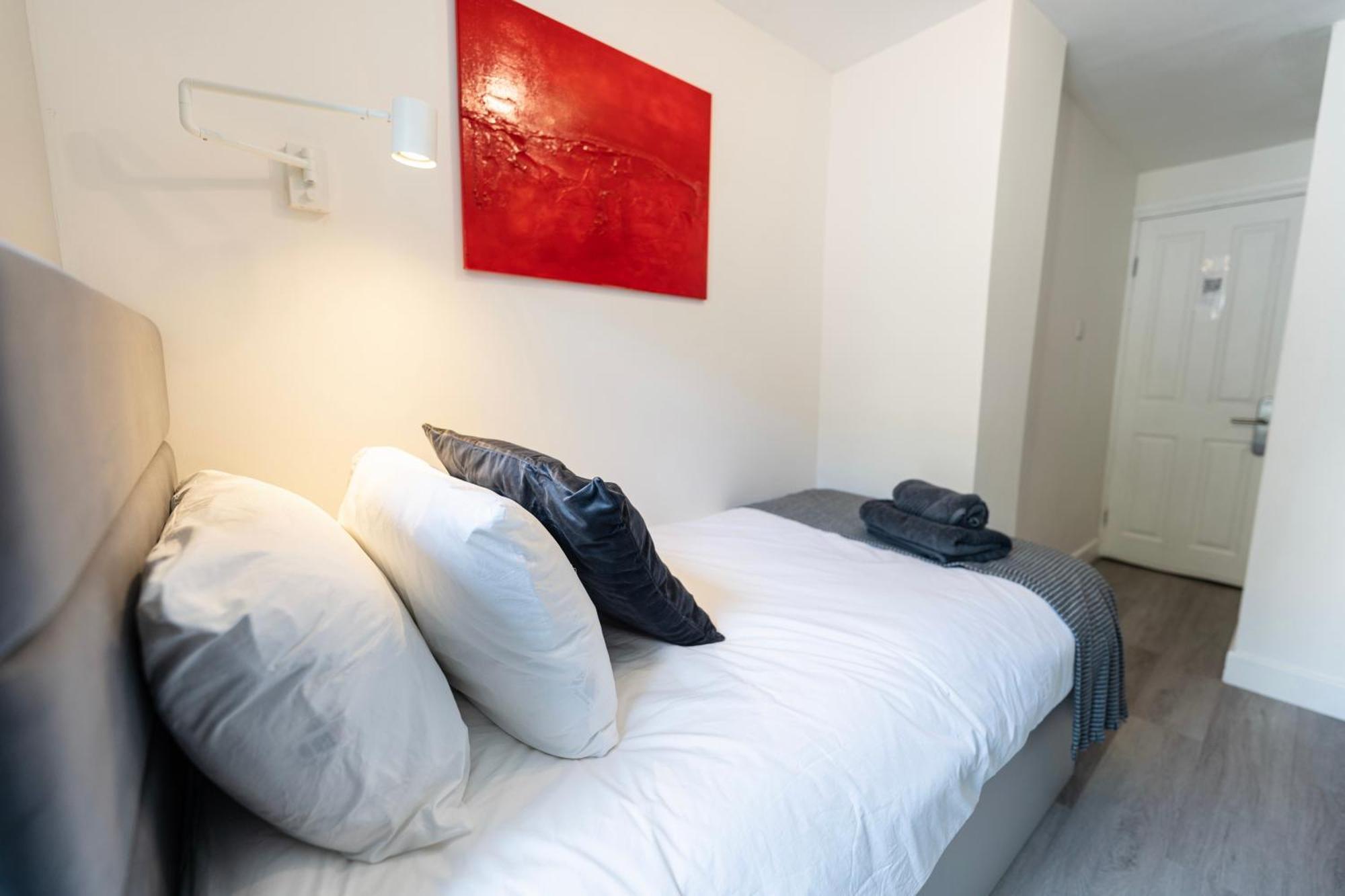 Fulham Luxury Close To Underground Newly Refurbished Hr Leilighet
