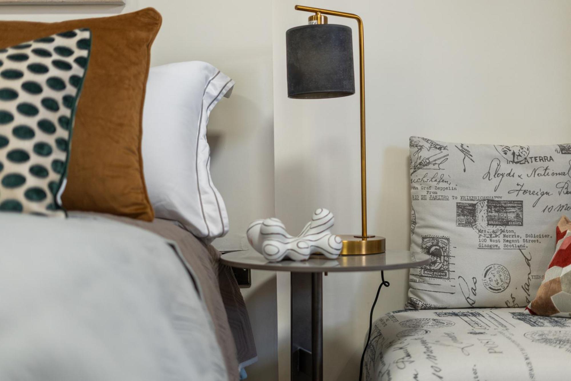 Leamington Park With Parking Apartamento