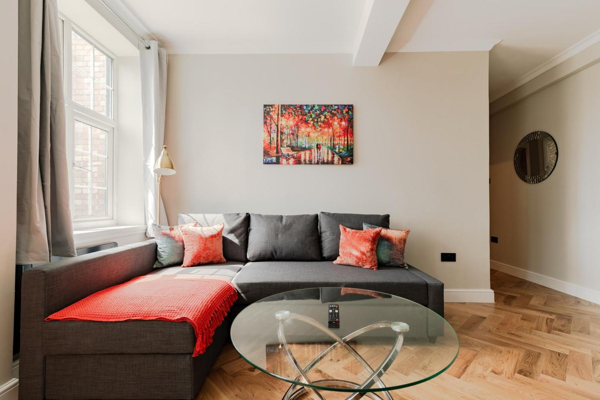 Bright Near Marble Arch And Hyde Park * London
