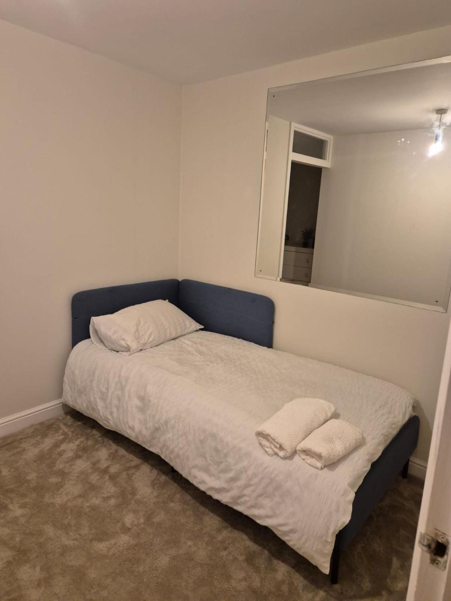 Century House Luxury Apartment
