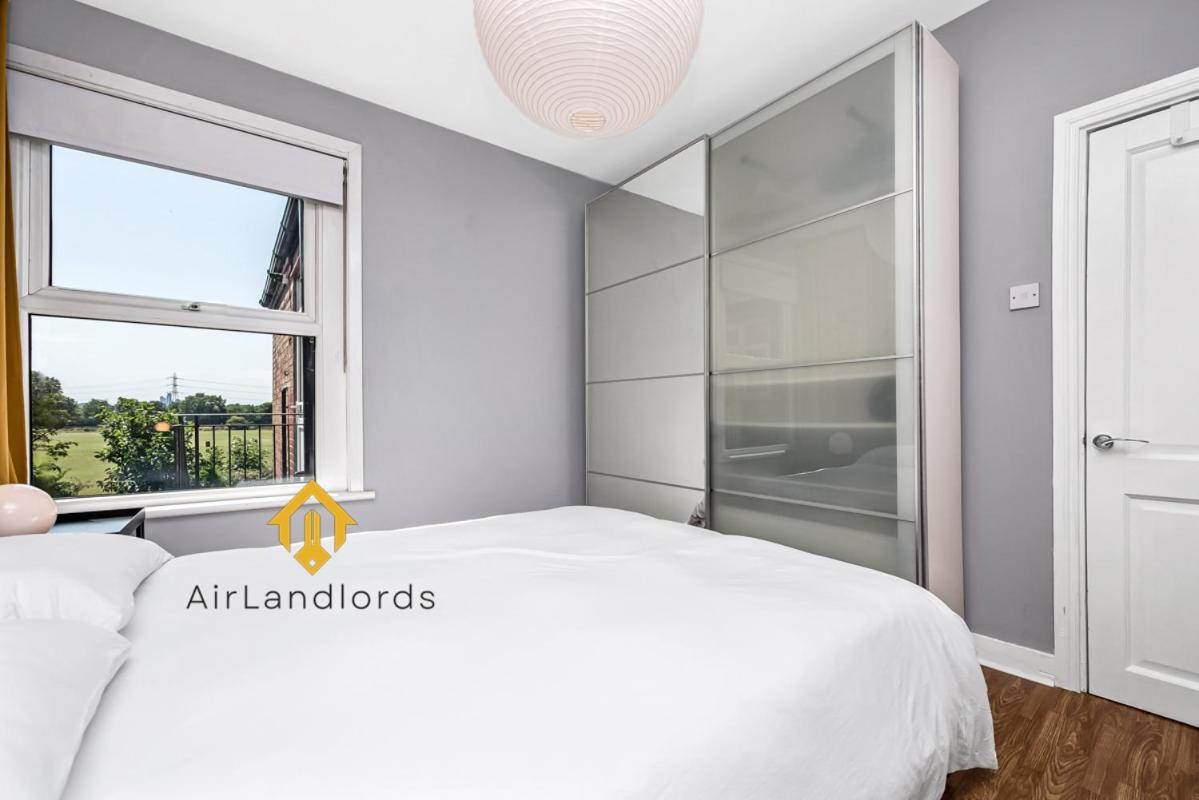 Appartement Unique 2 Bedroom Flat In Heart Of Walthamstow Londen