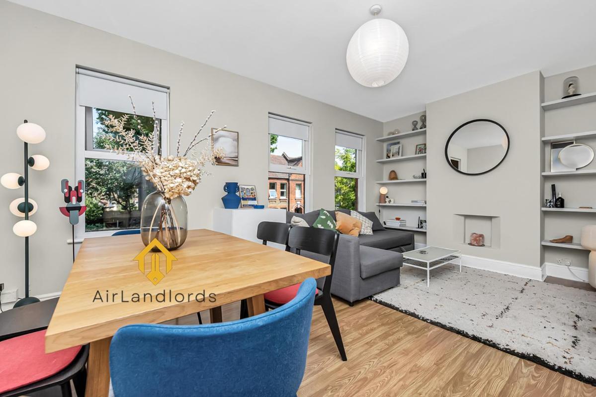 Unique 2 Bedroom Flat In Heart Of Walthamstow Apartamento