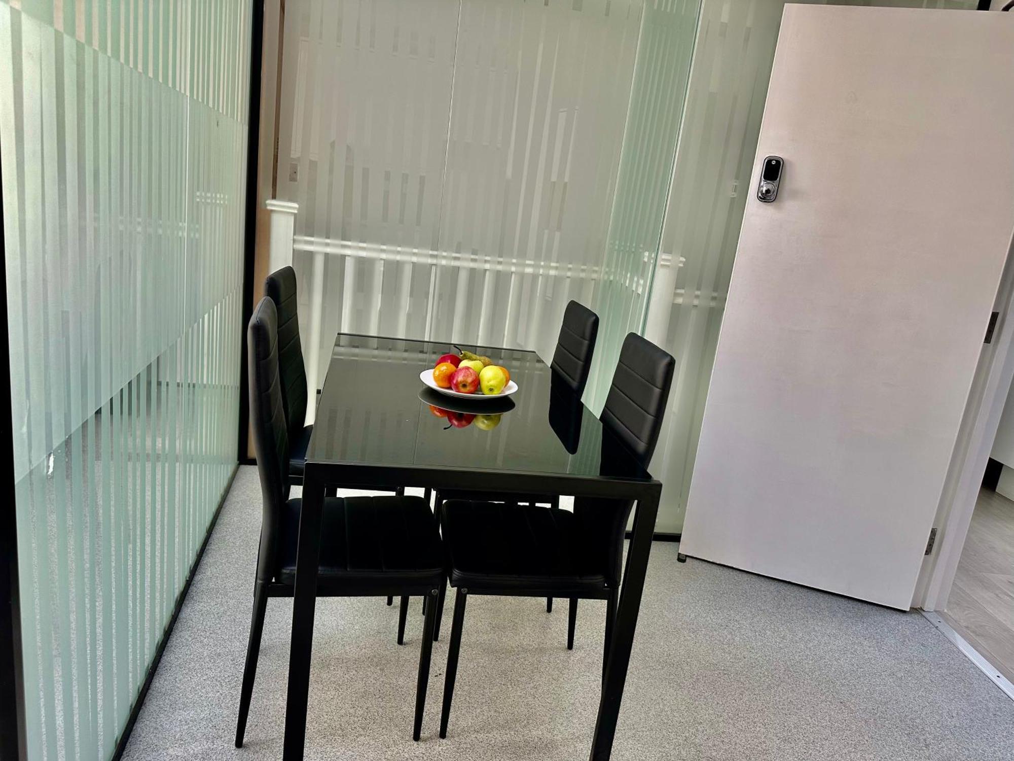 Westferry Two Apartamento Londres