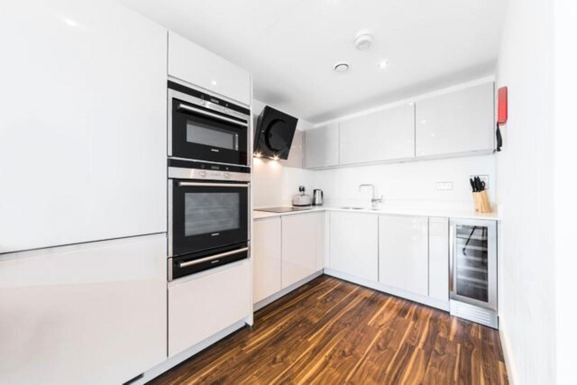 Tower Bridge - Balcony - Ac - Heated Floor - Fast Wifi - Luxurylondonstays * Londres