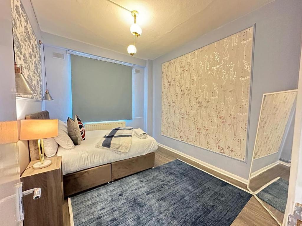 Appartement Lovely Three Bedroom Central
