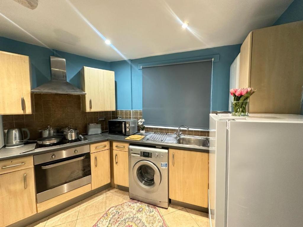 Lovely Three Bedroom Central Appartement Londen