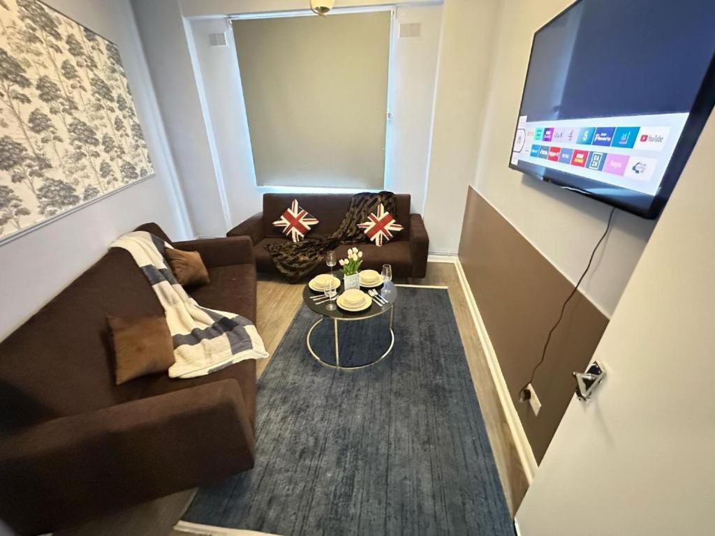 Lovely Three Bedroom Central Londen