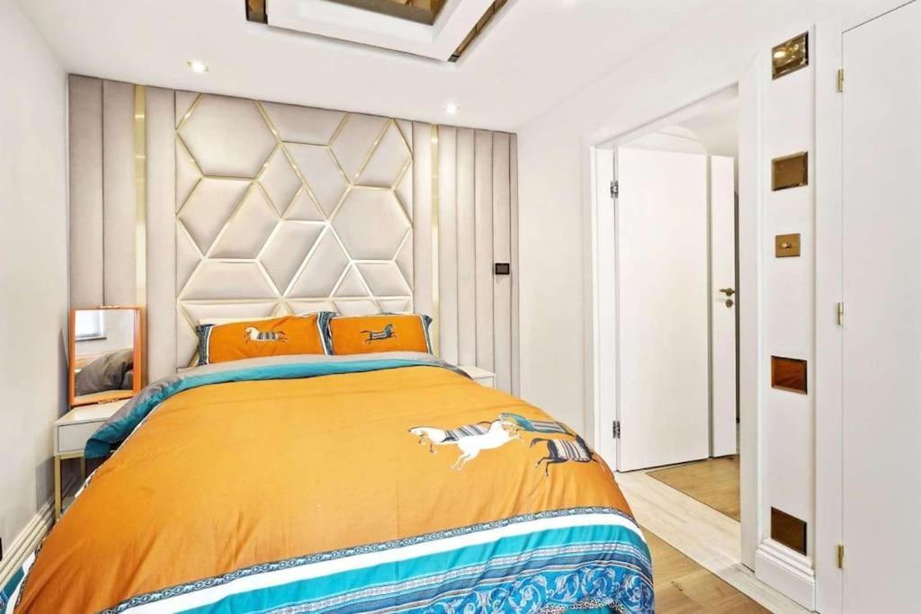 Luxury 3 Bedroom House Apartment