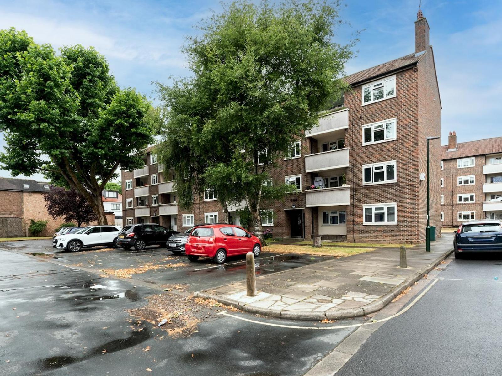 Apartment Pass The Keys Peaceful Zen With Parking Kew *