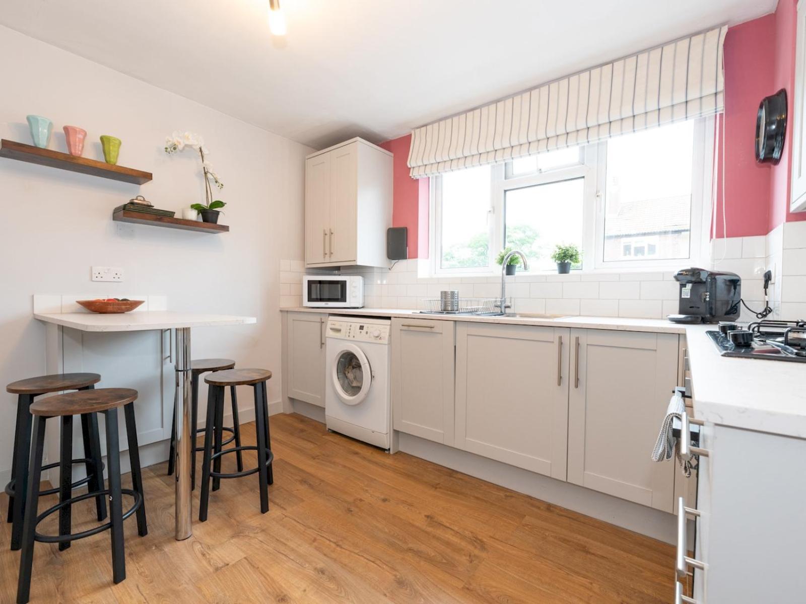 Apartment Pass The Keys Peaceful Zen With Parking Kew *