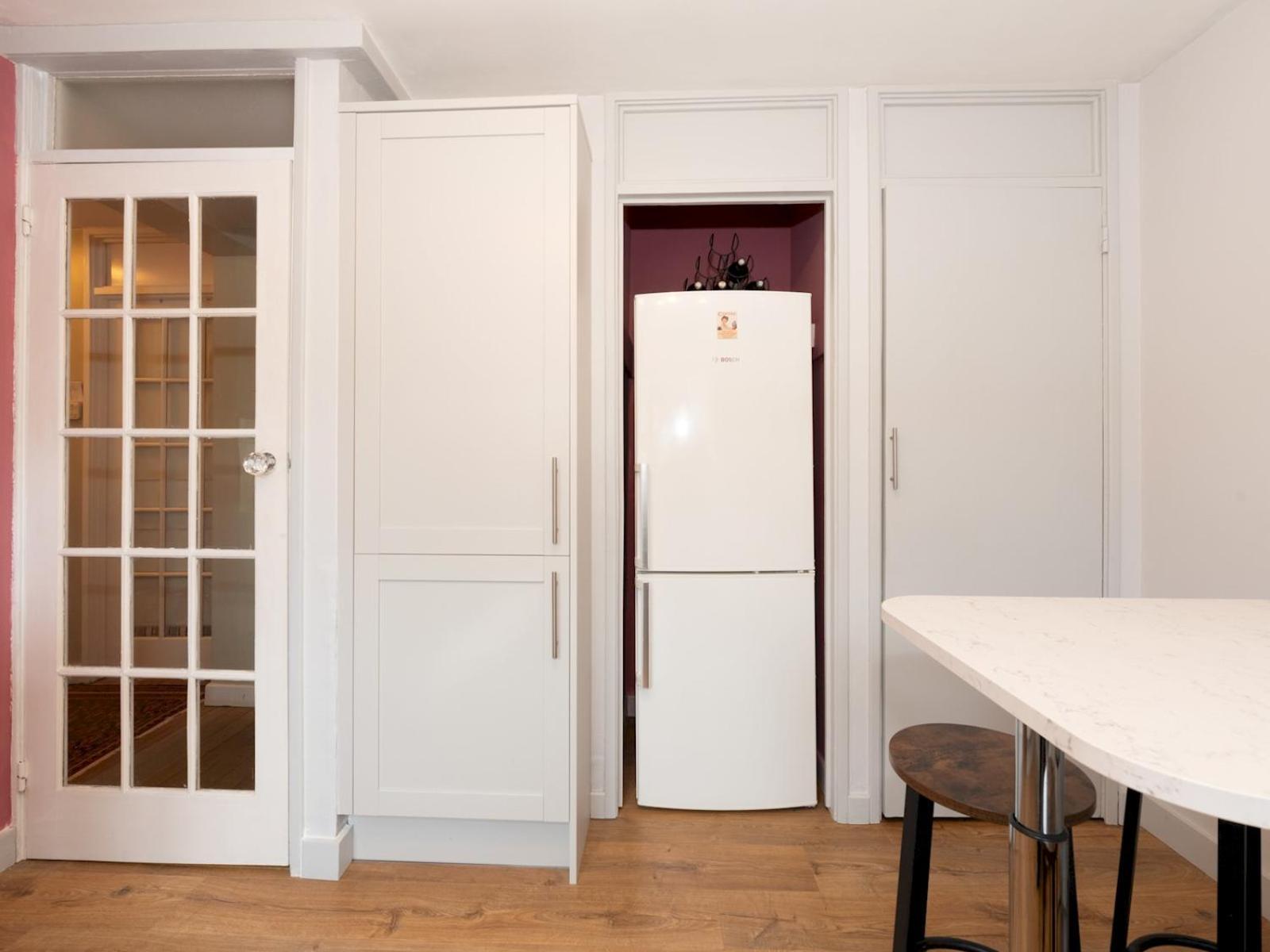 Pass The Keys Peaceful Zen With Parking Kew Apartment London