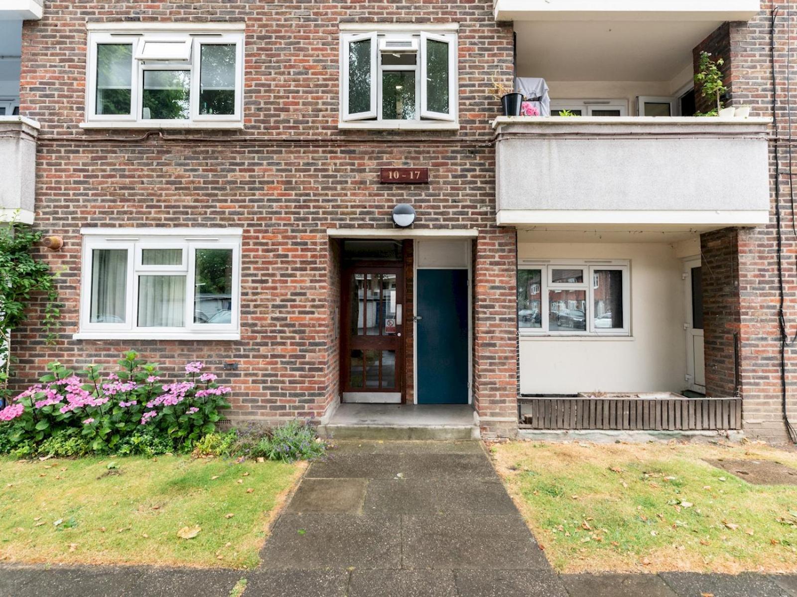 Pass The Keys Peaceful Zen With Parking Kew Apartment London