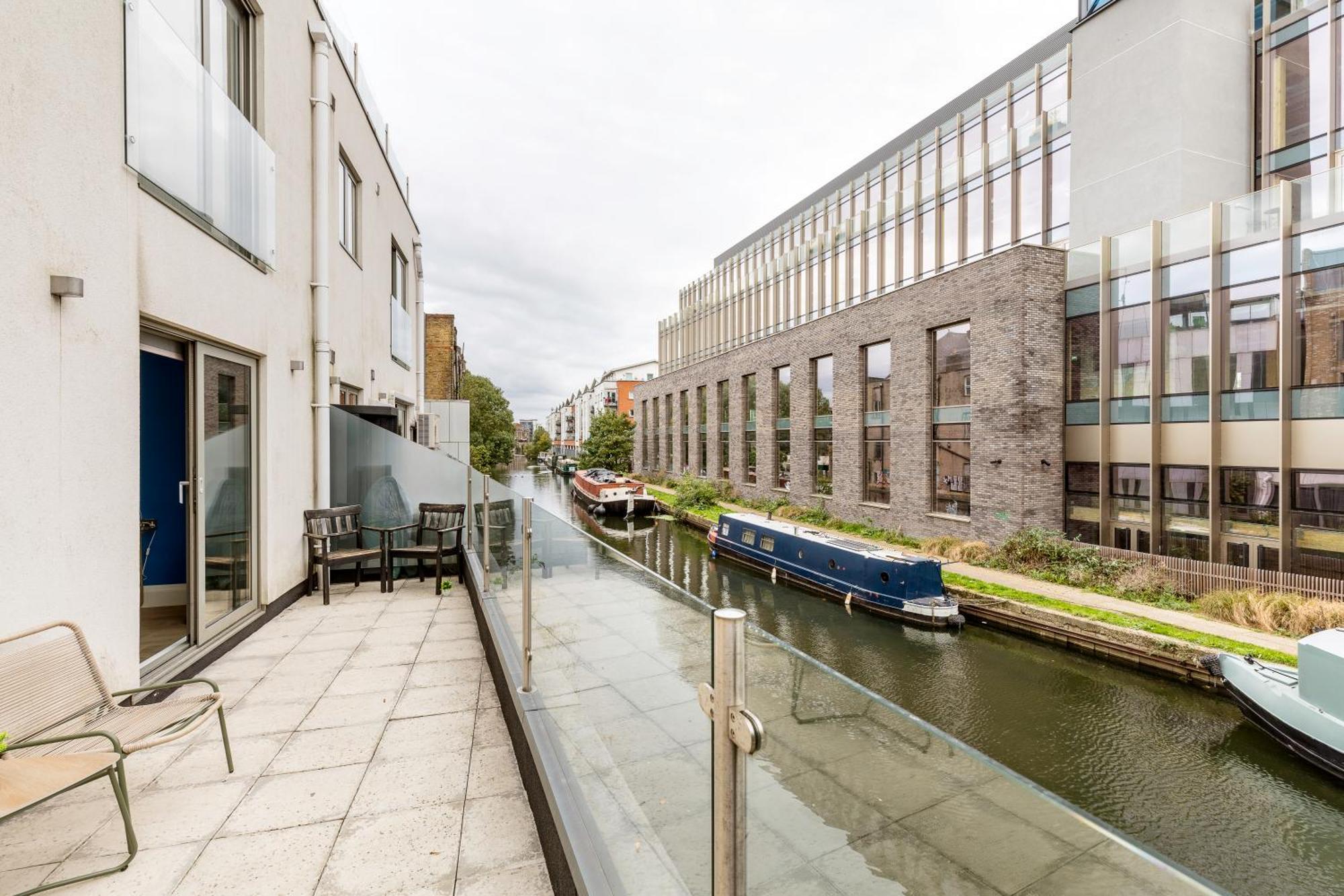 Apartment Nottinghill On River Luxe Flat With Balcony