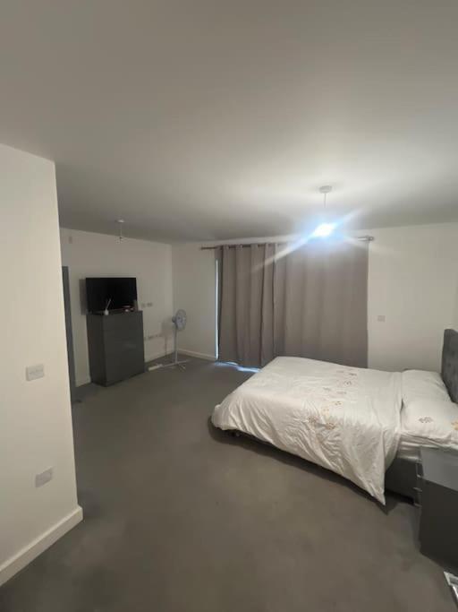 2 Bed Luxury London