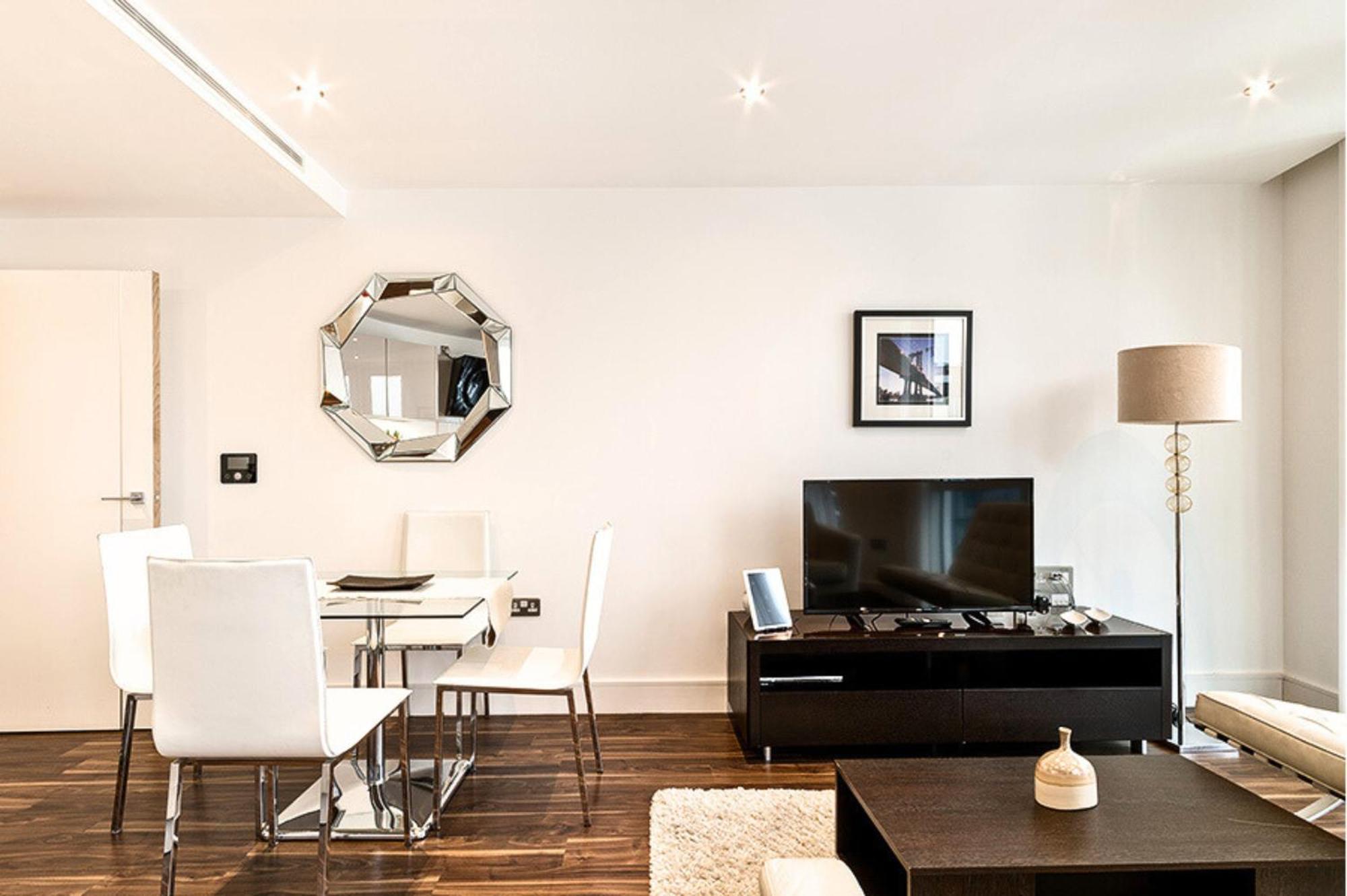 Tower Bridge - Balcony - Ac - Heated Floor - Fast Wifi - Luxurylondonstays Apartamento *