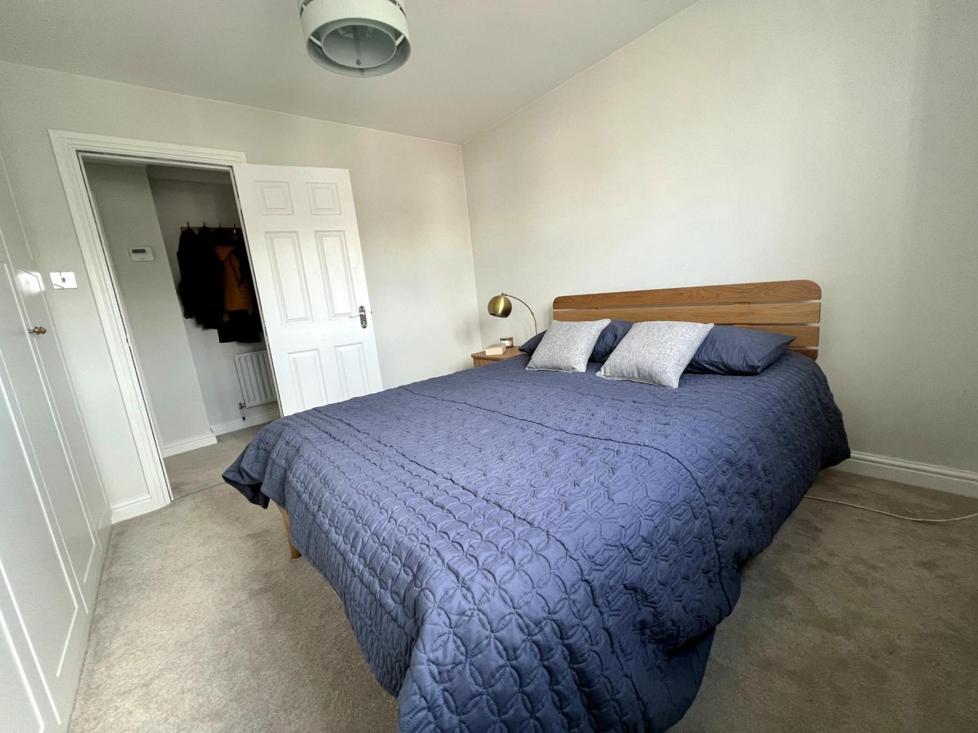 Wimbledon With Parking Apartment London