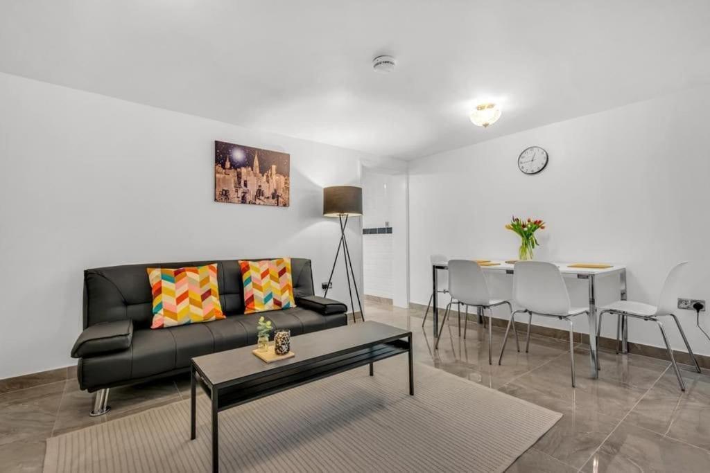 Beautiful Camden Town Apartment London