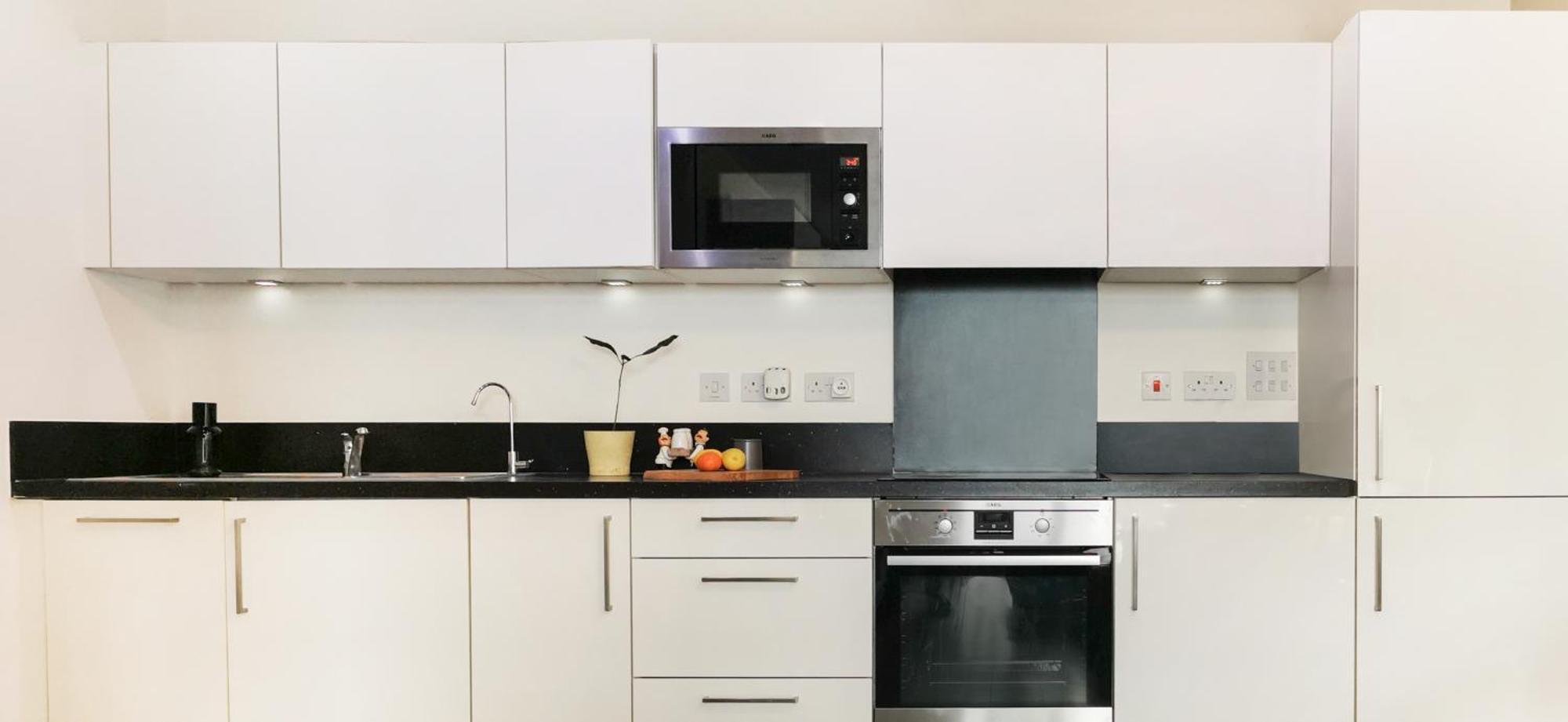 Excel Centre 2 Bedroom Flat In East Apartment