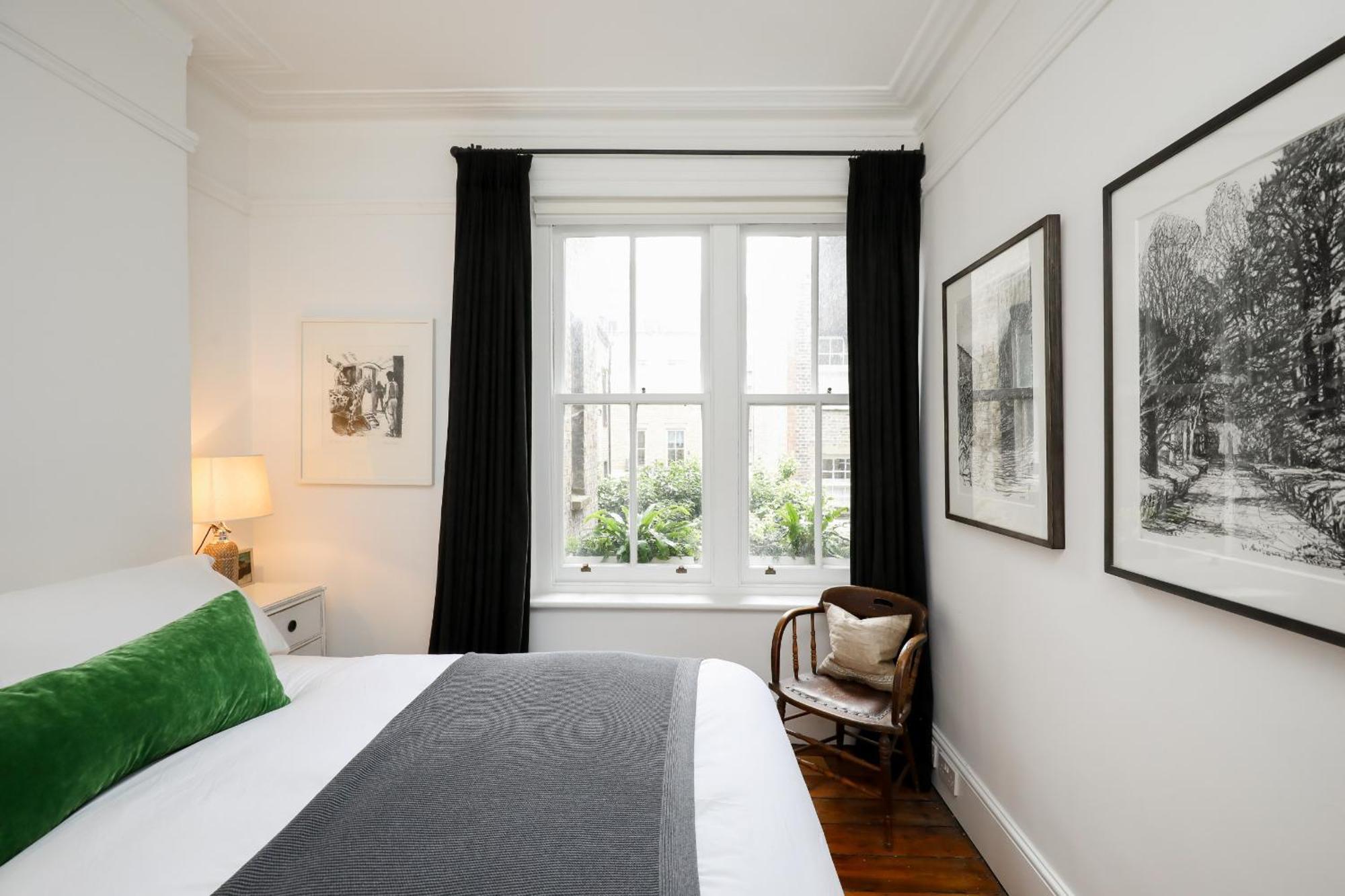 Charming West End In Peaceful Fitzrovia Apartment London