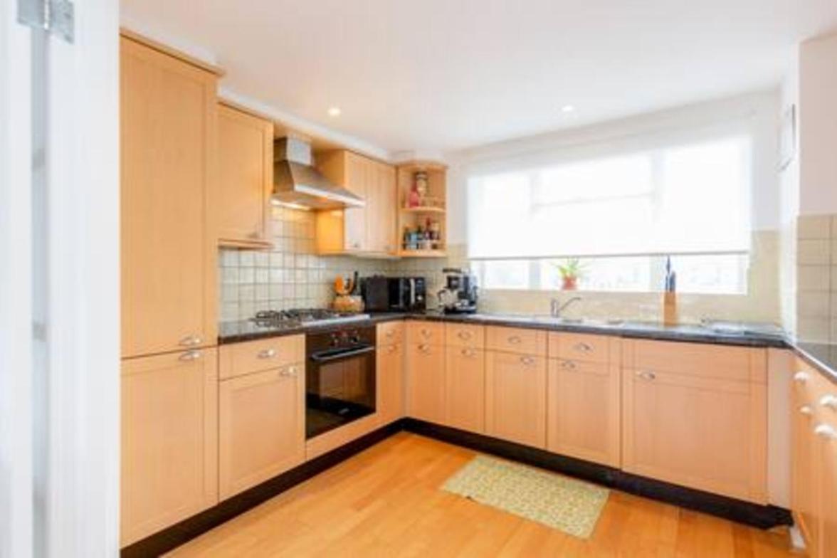 Holland Park 2 Bed Flat By Basetogo *