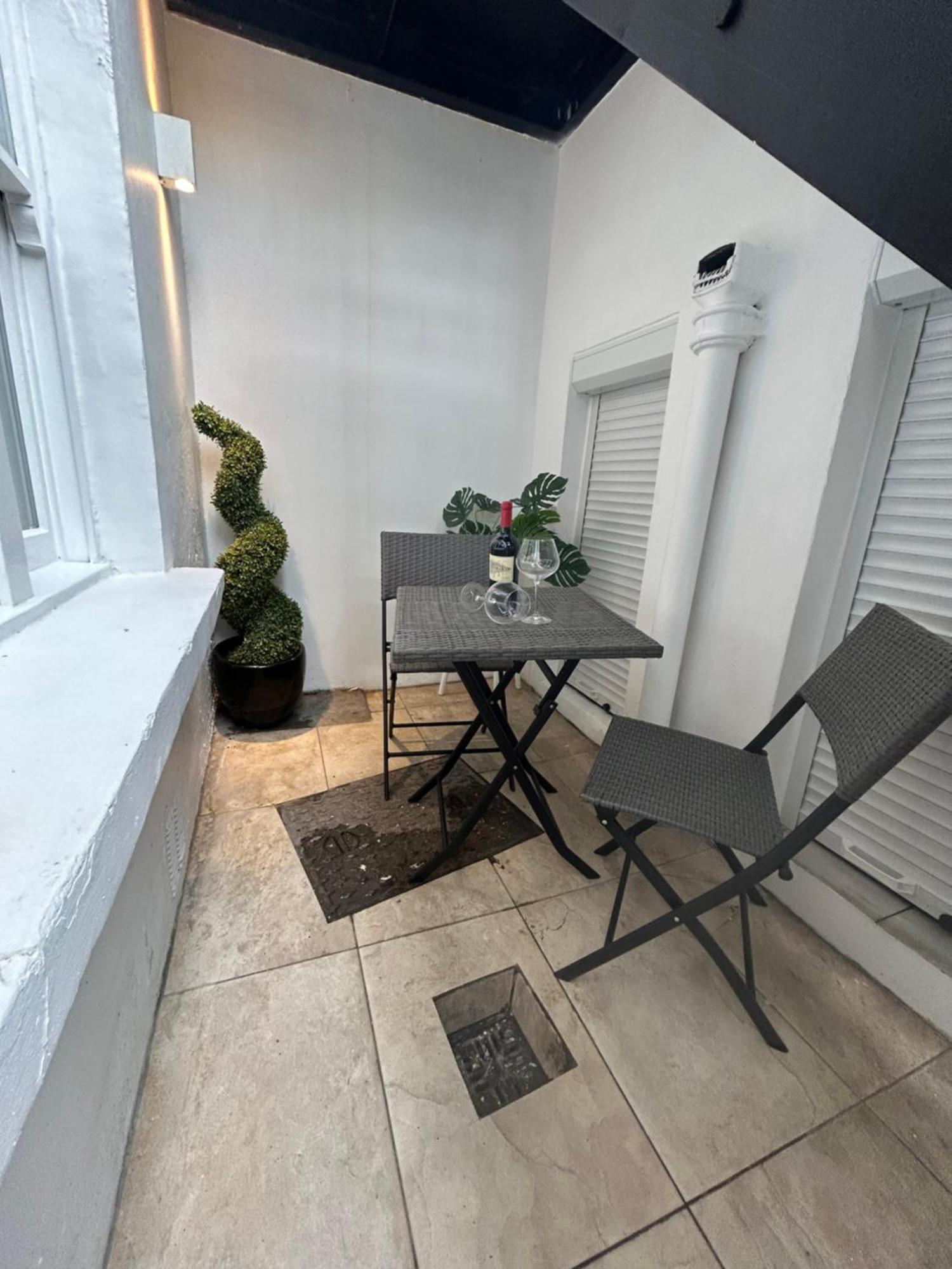 Pop Art Luxury Marylebone Bed & Breakfast London