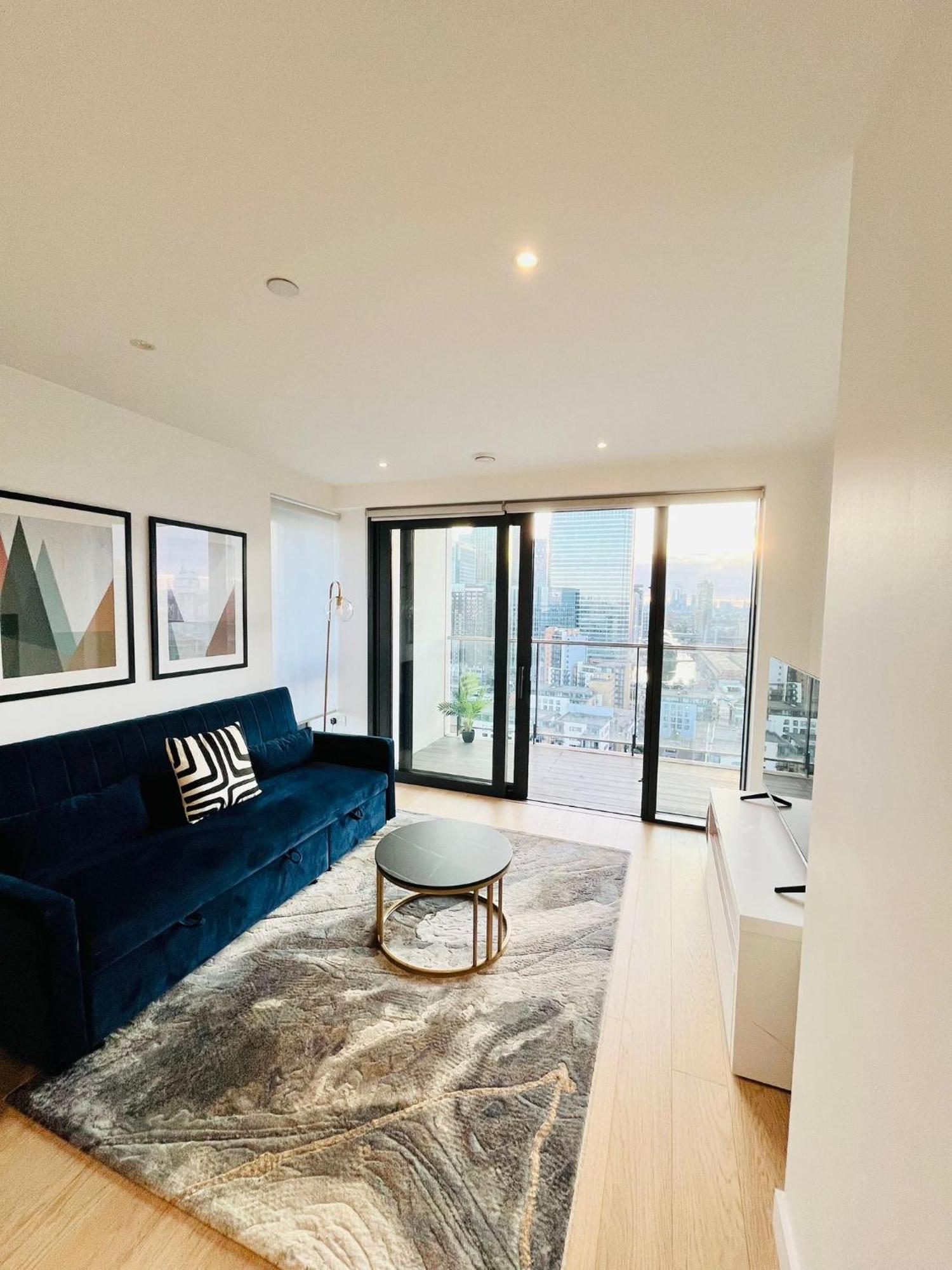 Modern Canary Wharf Apartment - Prime For Business & Family - Near Tube Access Apartment *
