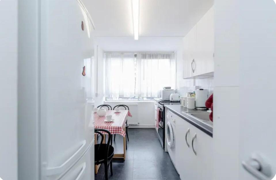 Habitación en casa particular Spacious Double By Batteresa Park - Zone 1