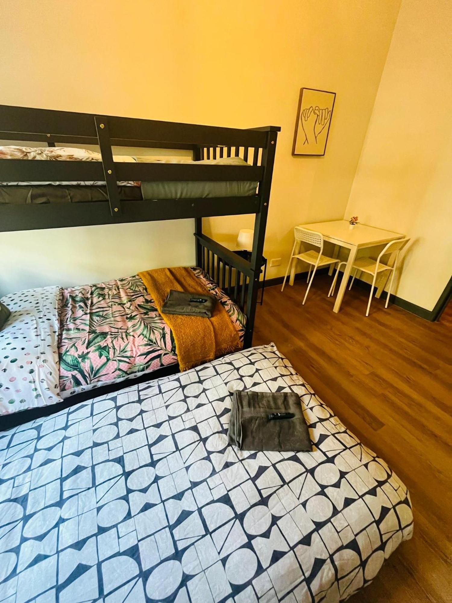 Kilburn Guest * London