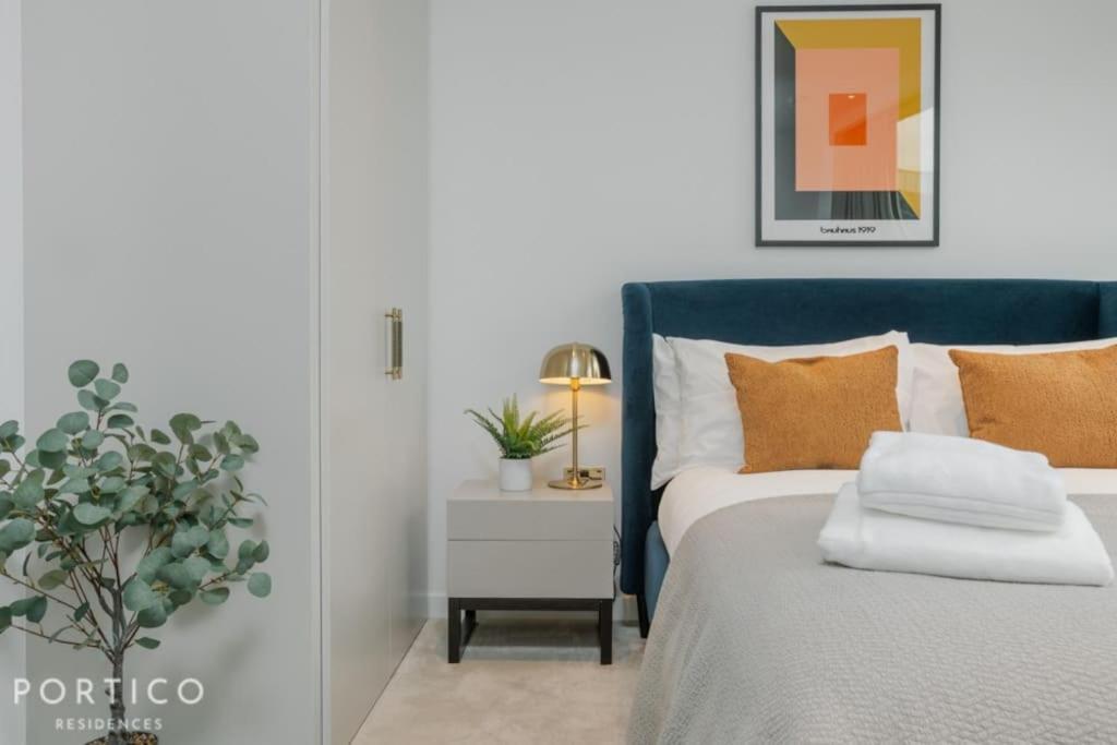 Apartment Portico Residences - Beautiful 2 Bed With Pool In Nine Elms *