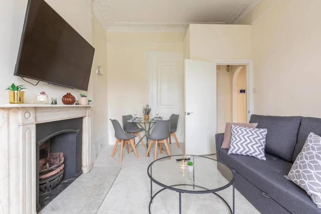 Regent's Square Charming Flat * Londen