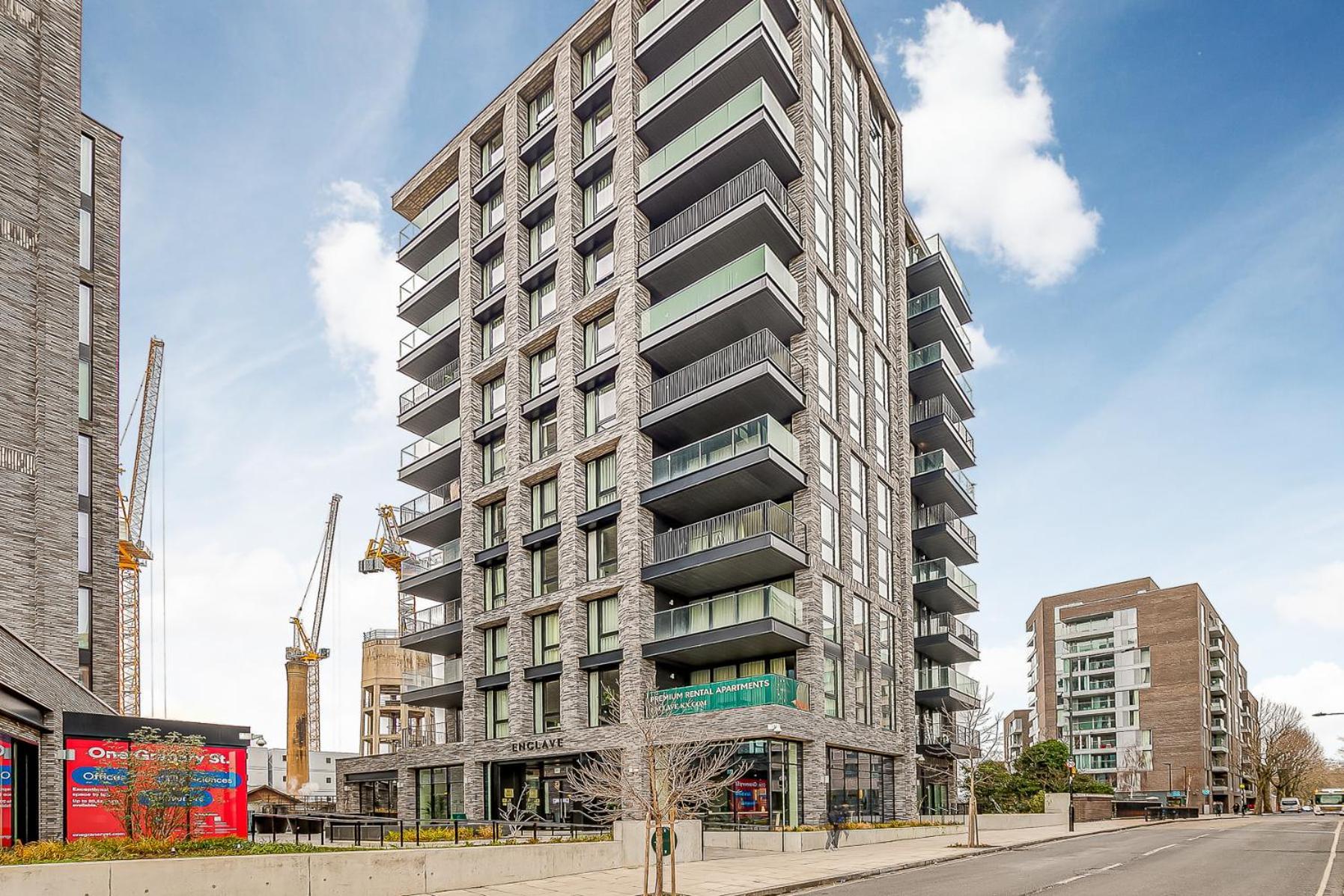 Remarkable Gem * London